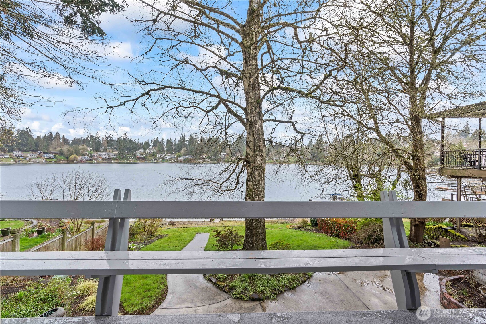 180 Lake Louise Drive SW
