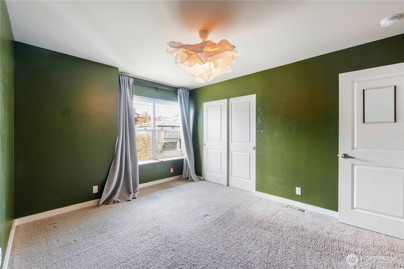 6326 Stuart Place SE