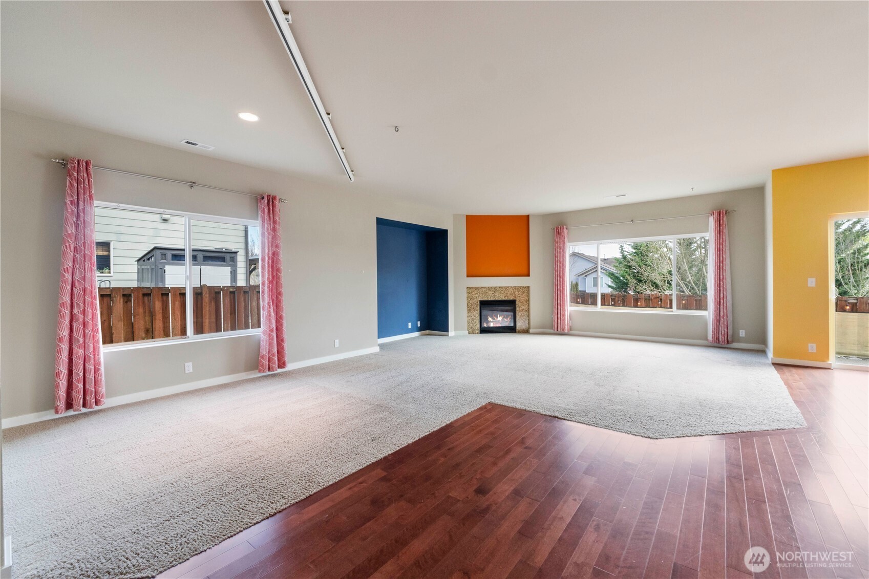 6326 Stuart Place SE