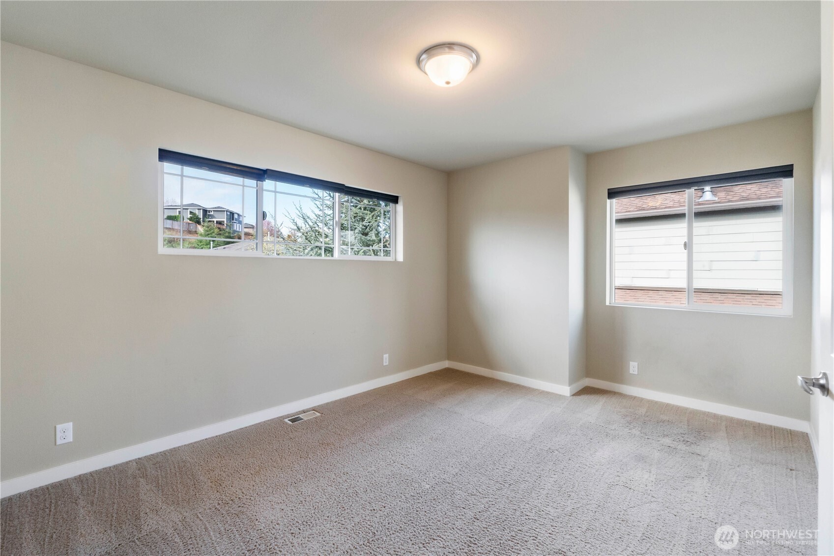 6326 Stuart Place SE