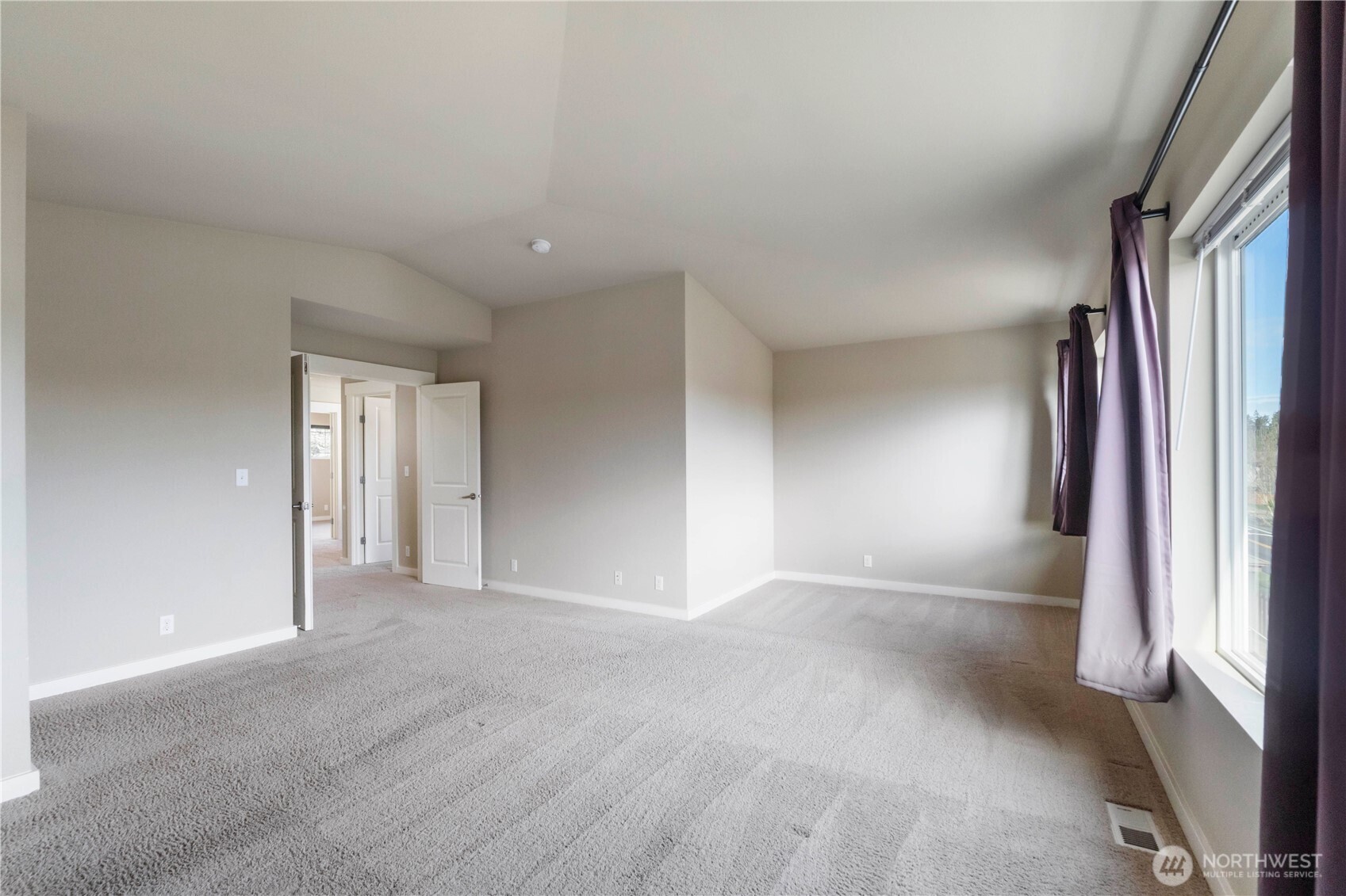 6326 Stuart Place SE