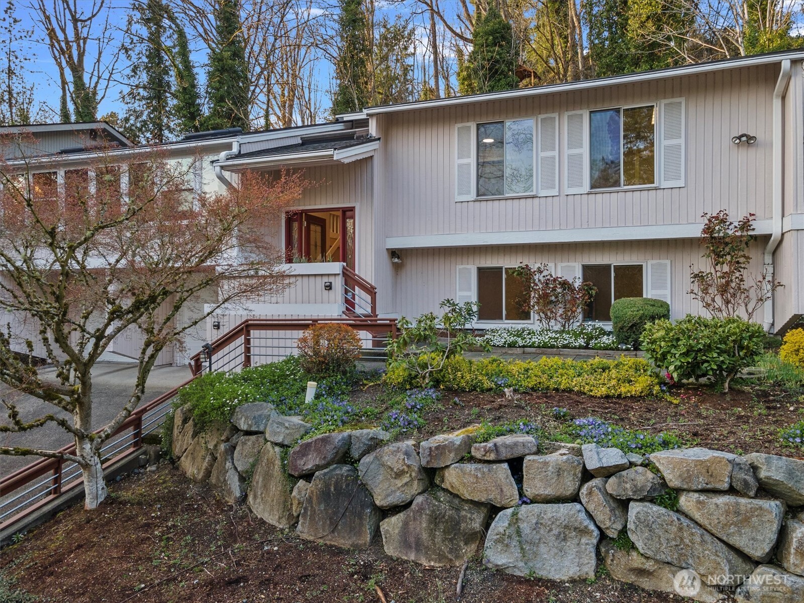 5255 Highland Drive