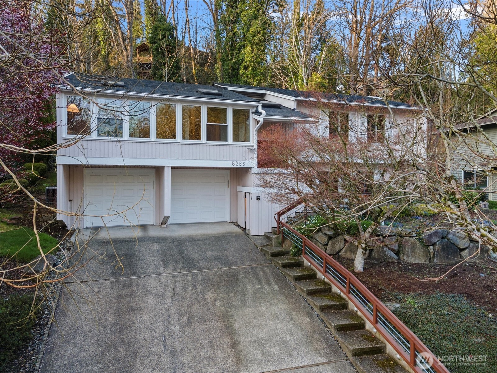5255 Highland Drive
