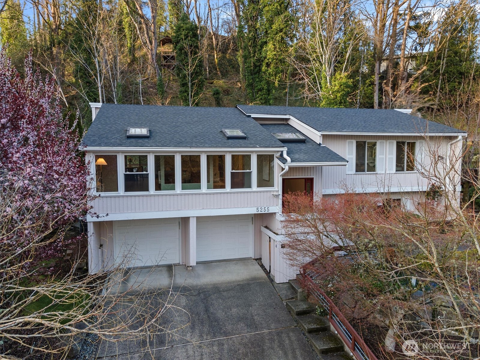 5255 Highland Drive