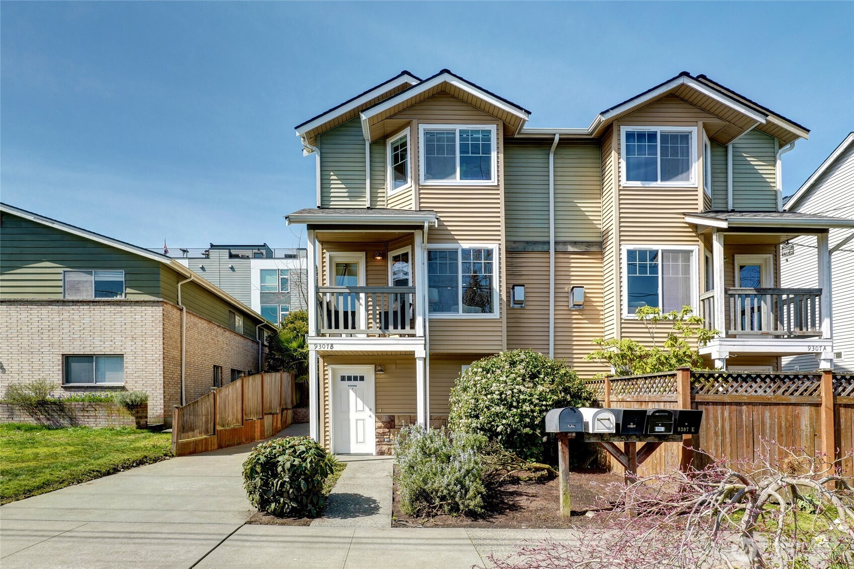 9307 Linden Avenue N Unit: B