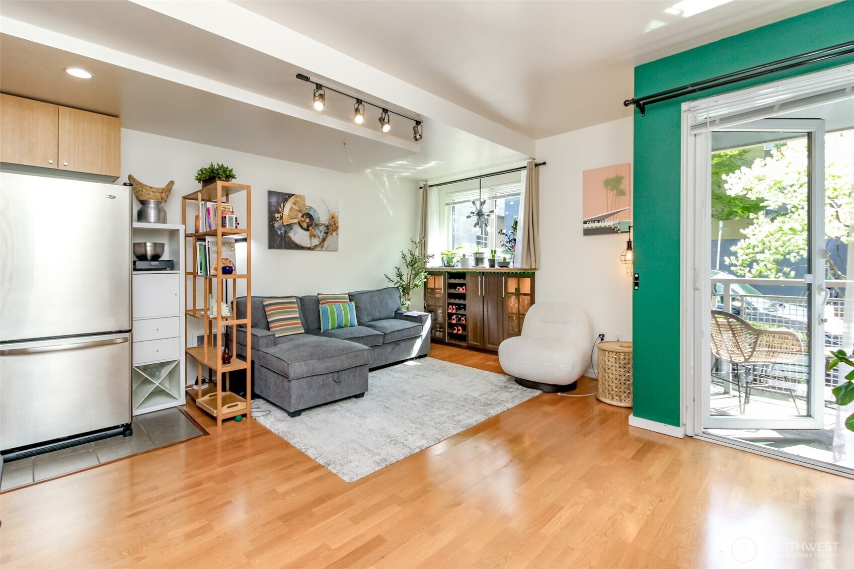 76 Cedar Street Unit: 207