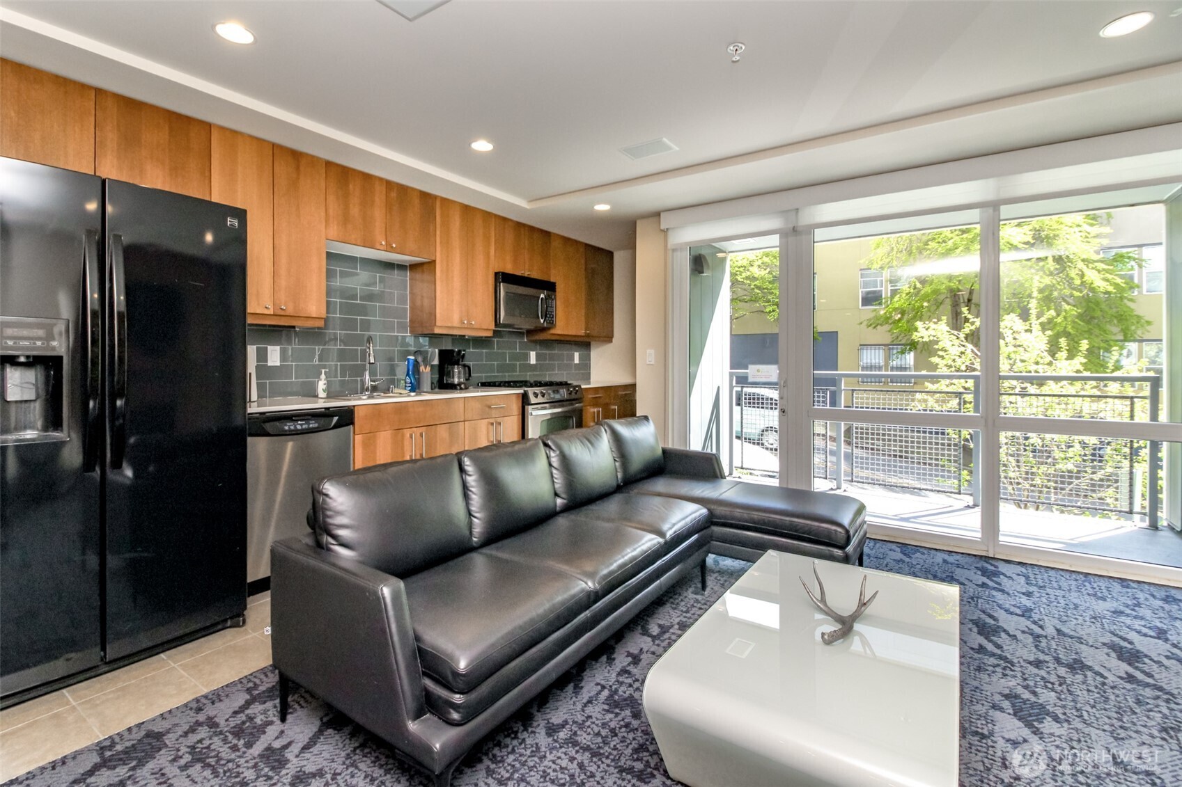 76 Cedar Street Unit: 207