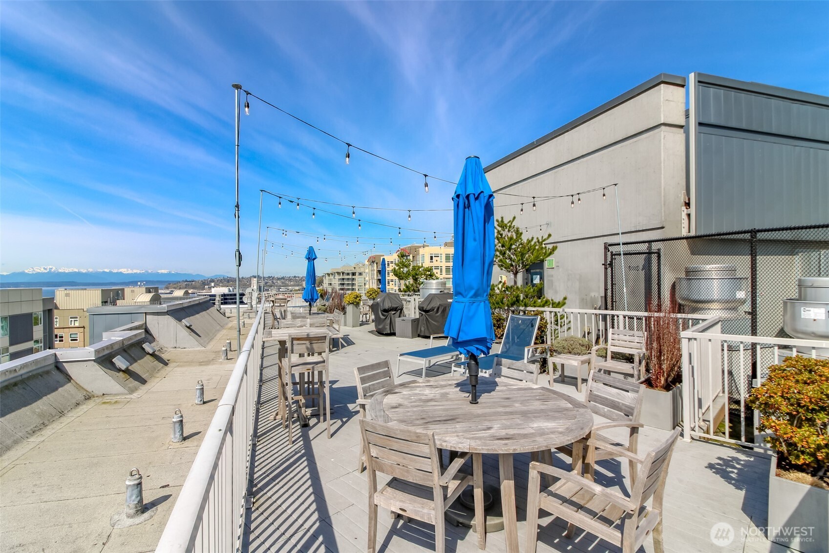 76 Cedar Street Unit: 207