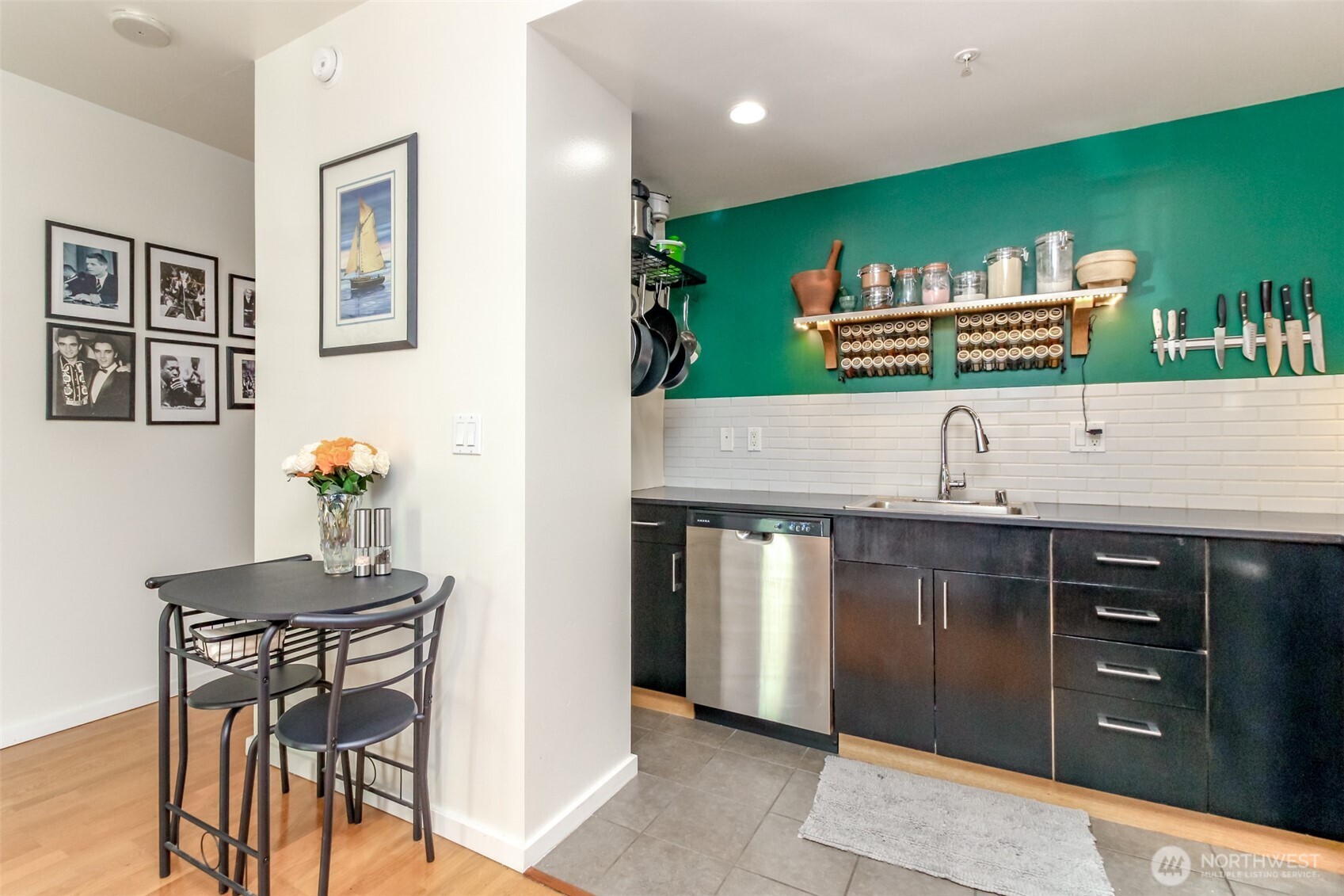 76 Cedar Street Unit: 207
