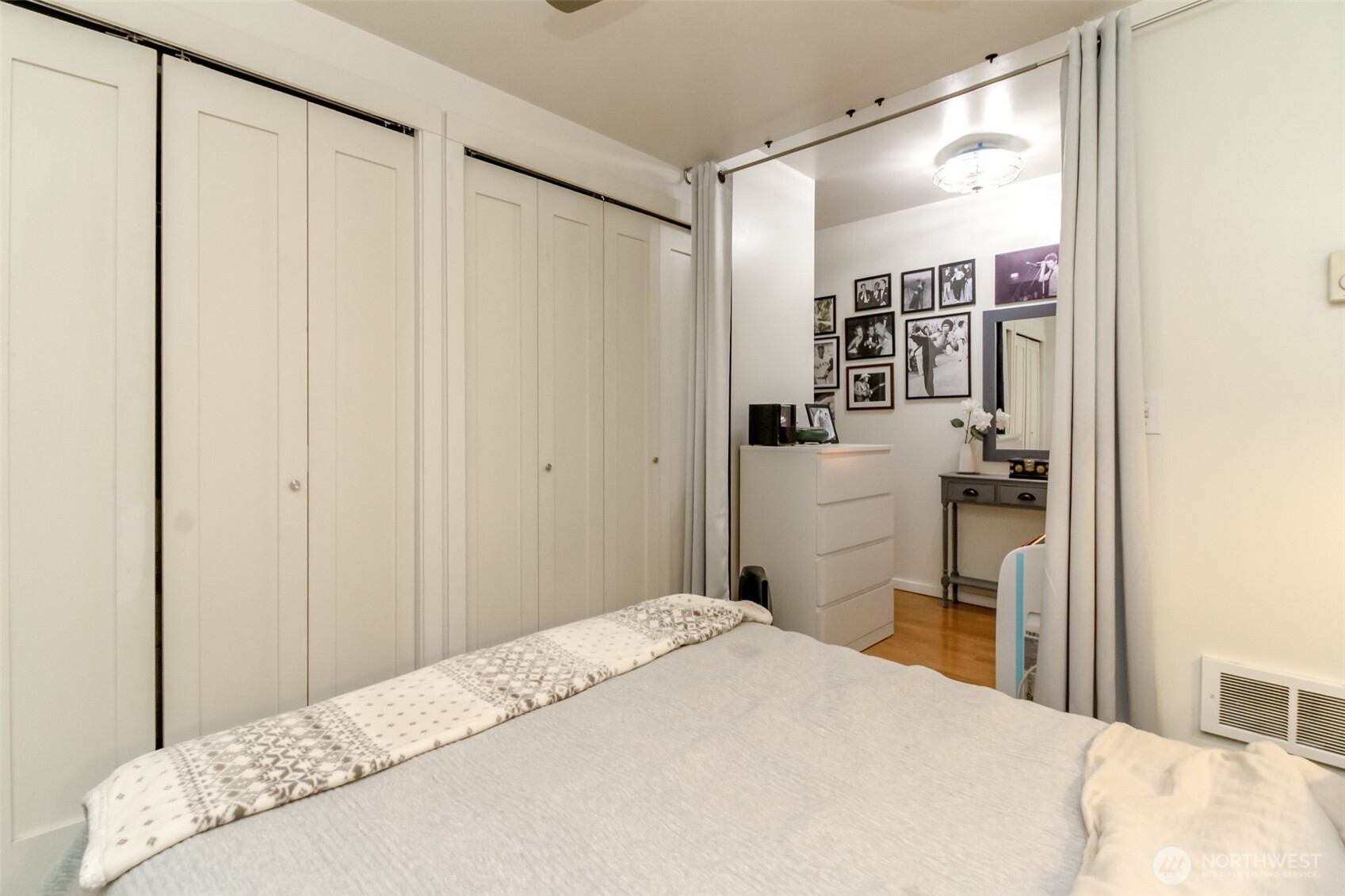 76 Cedar Street Unit: 207