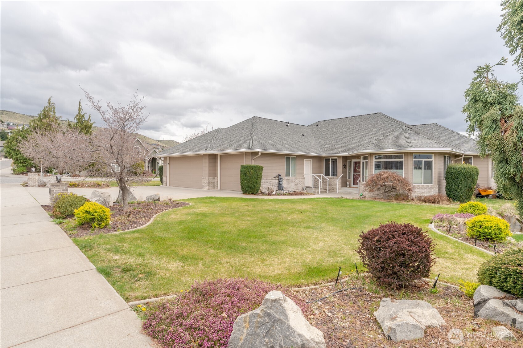 644 Briarwood Terrace