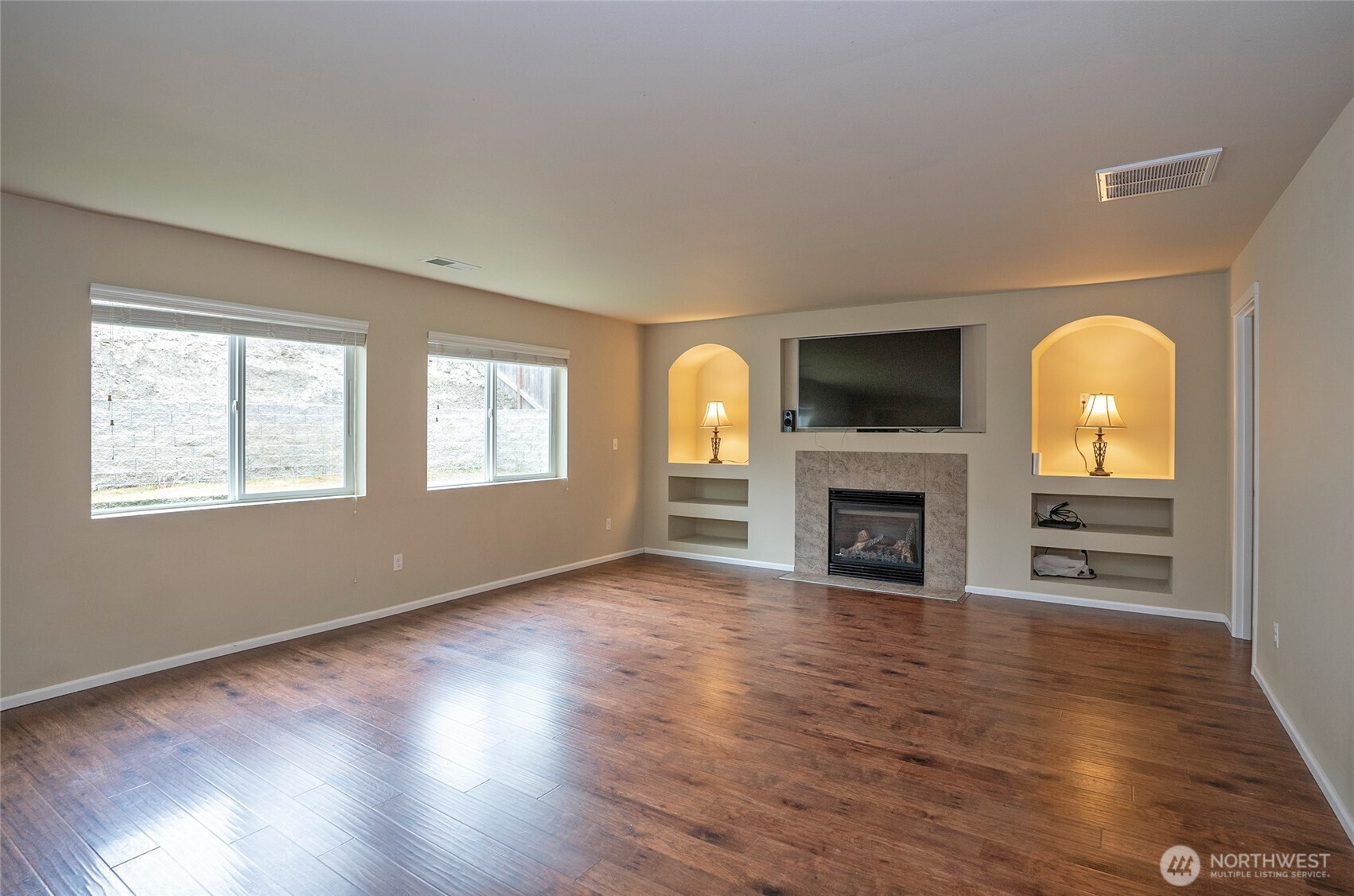 2012 187th Street Ct E