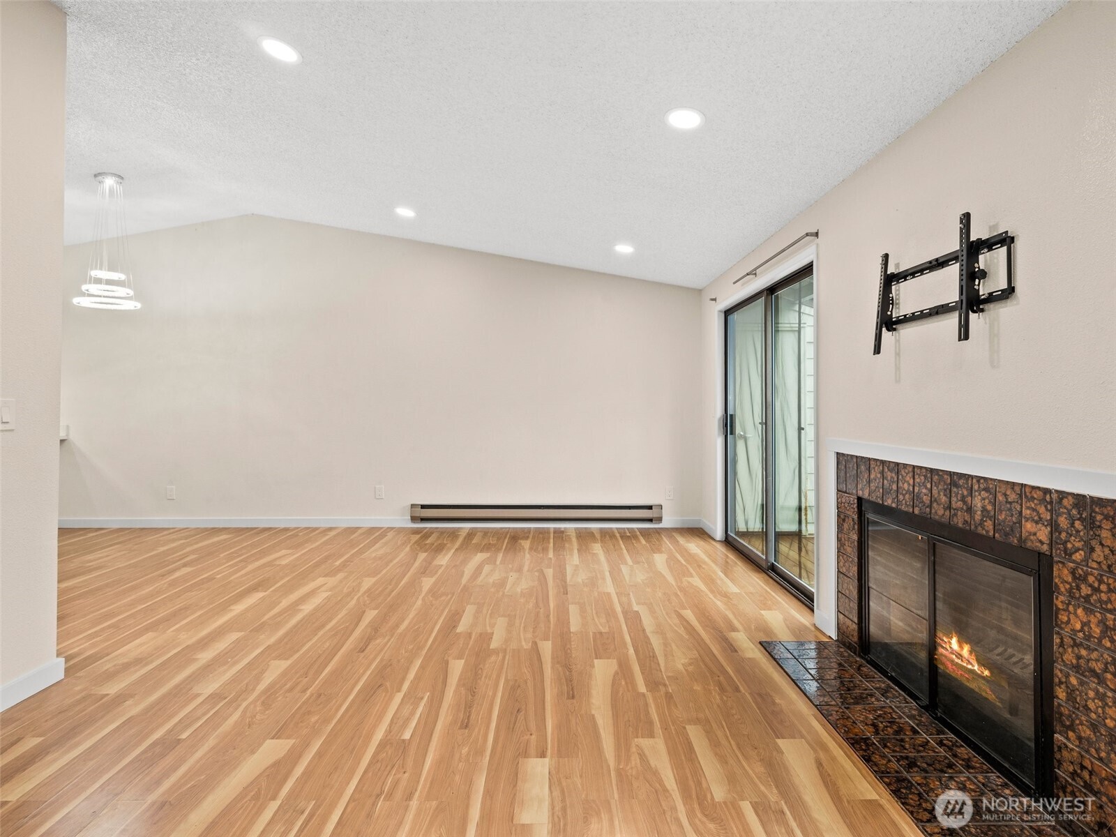 1824 Maple Lane Unit: K57