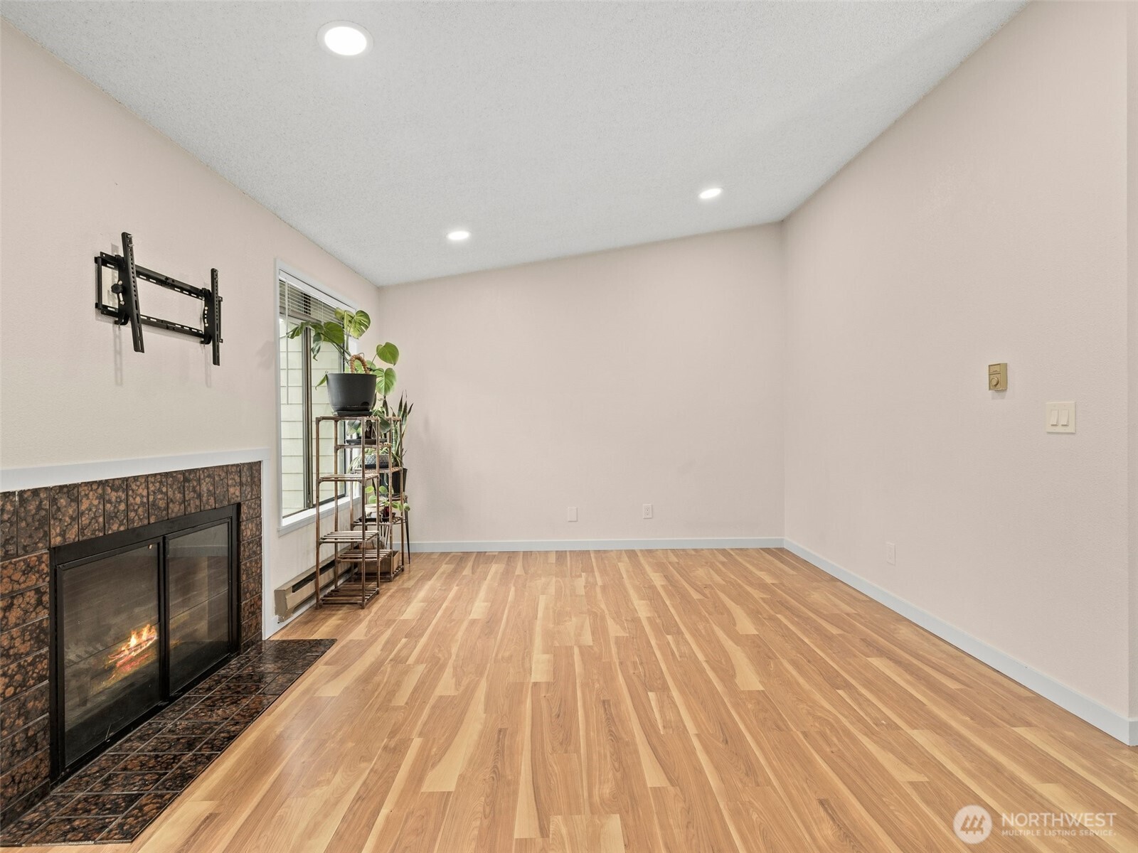 1824 Maple Lane Unit: K57
