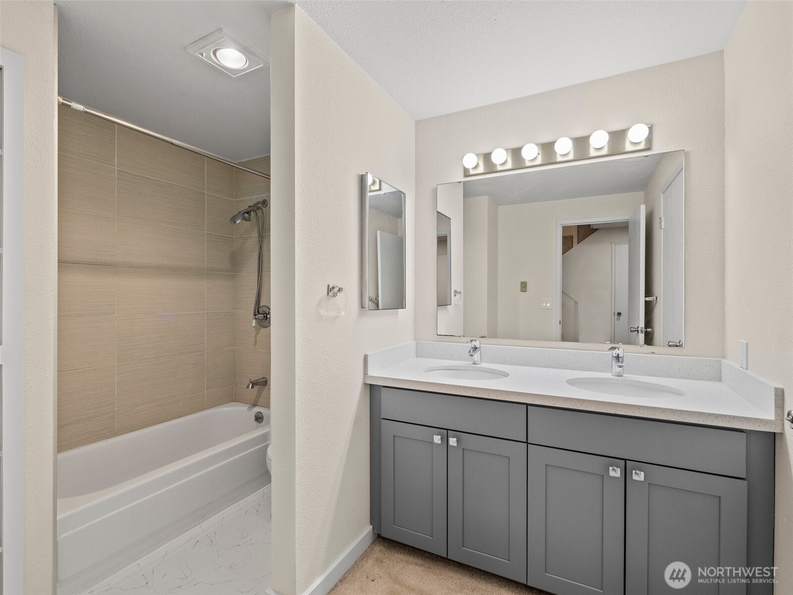 1824 Maple Lane Unit: K57
