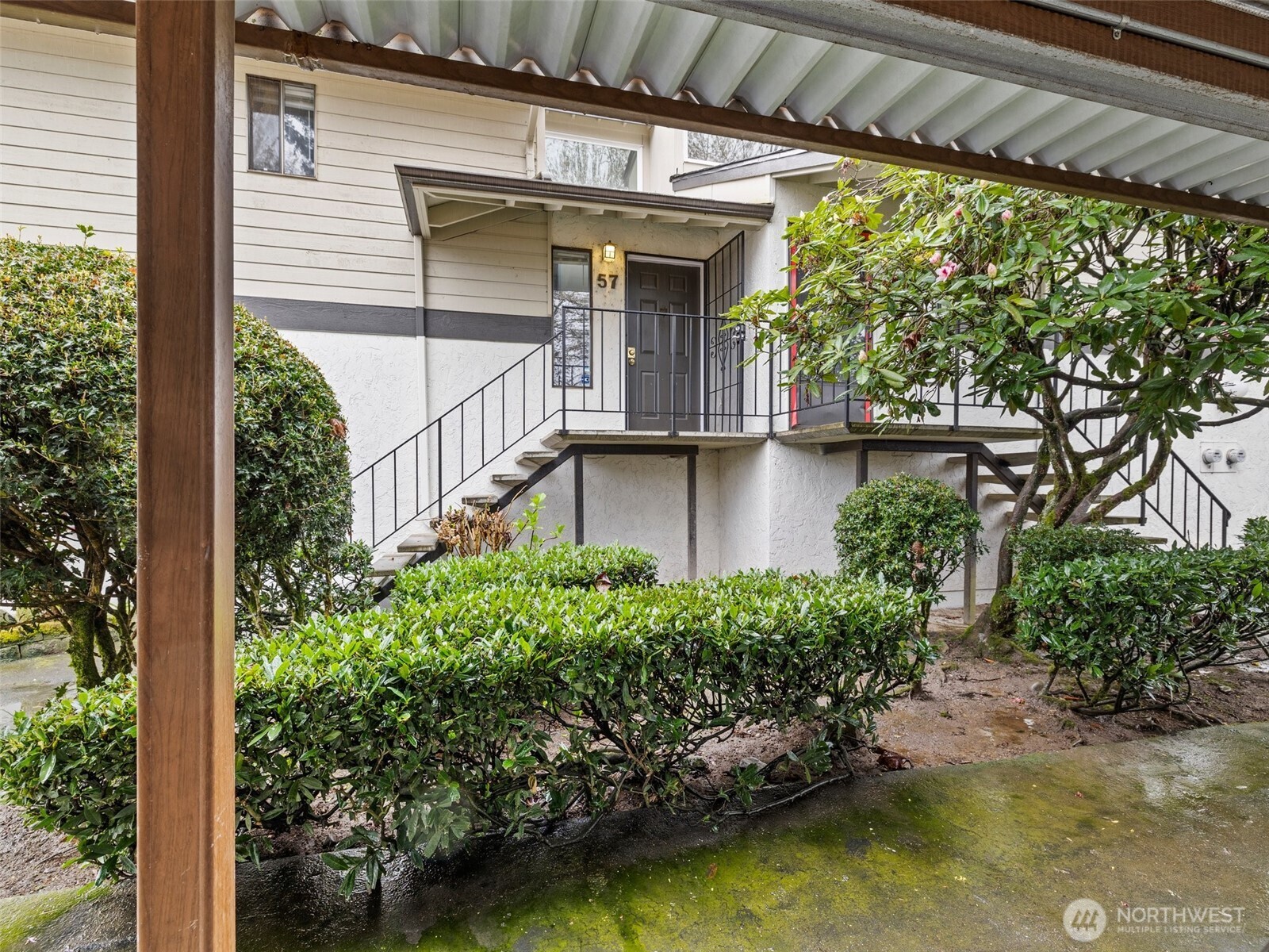 1824 Maple Lane Unit: K57
