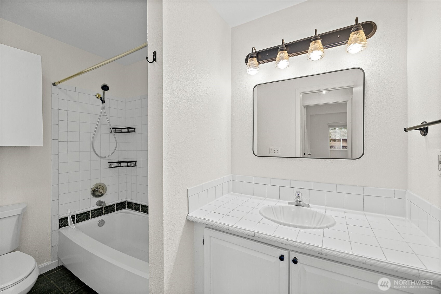 17527 149th Avenue SE Unit: B3