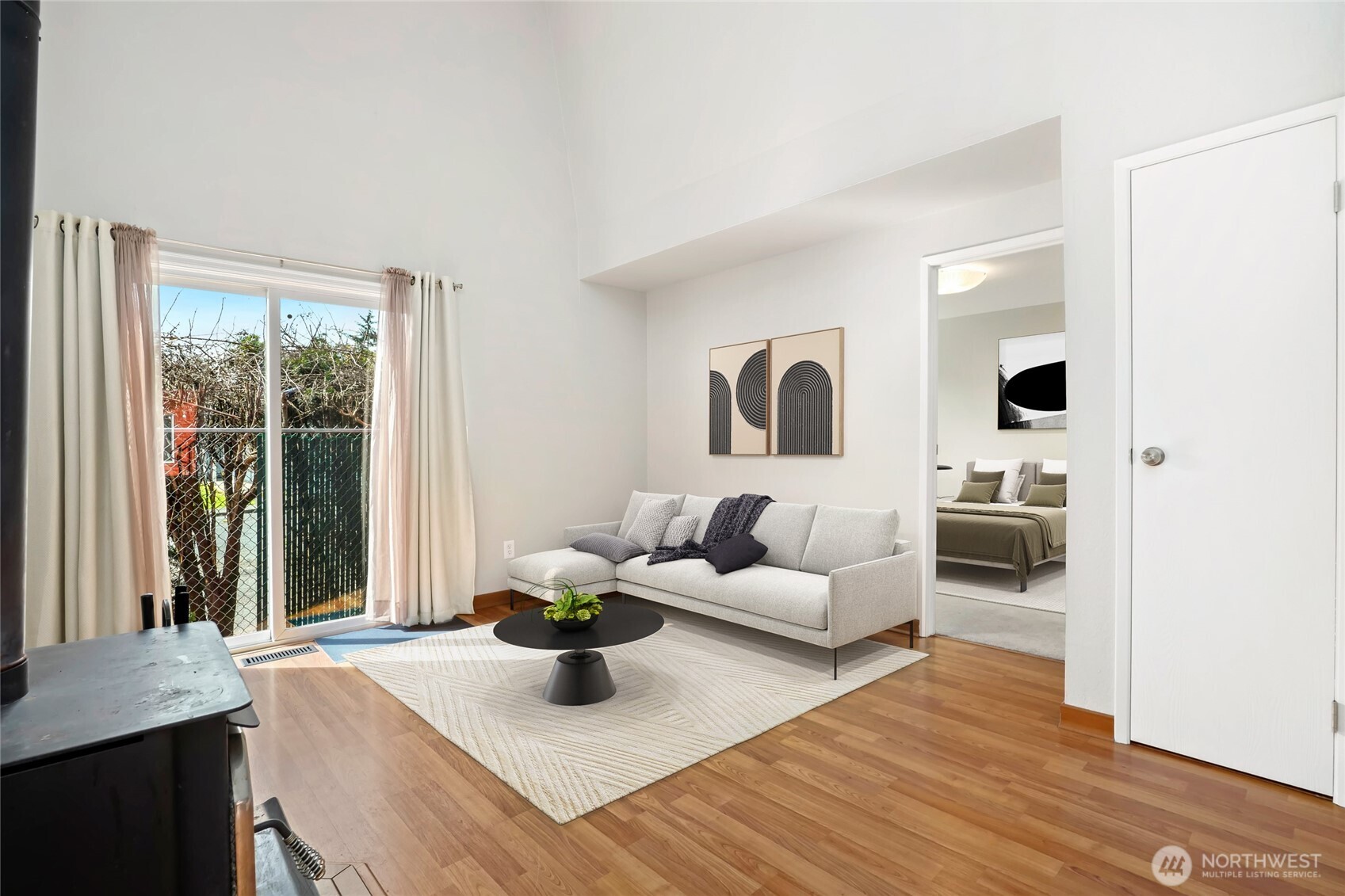 1559 8th Street NE Unit: B