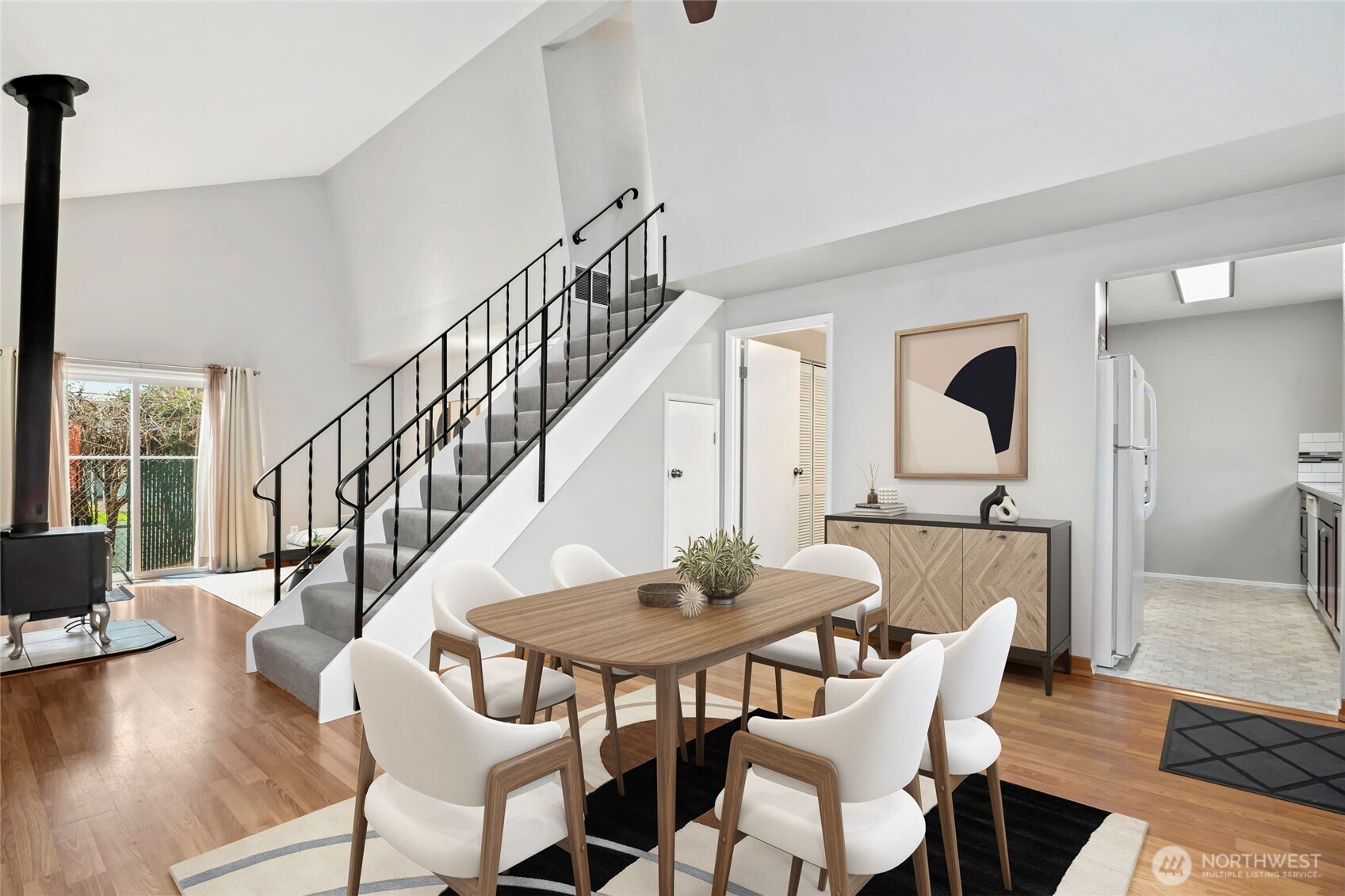 1559 8th Street NE Unit: B