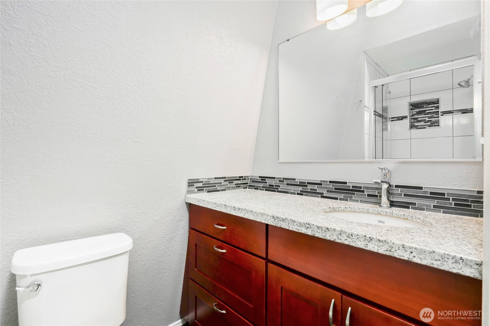 1559 8th Street NE Unit: B