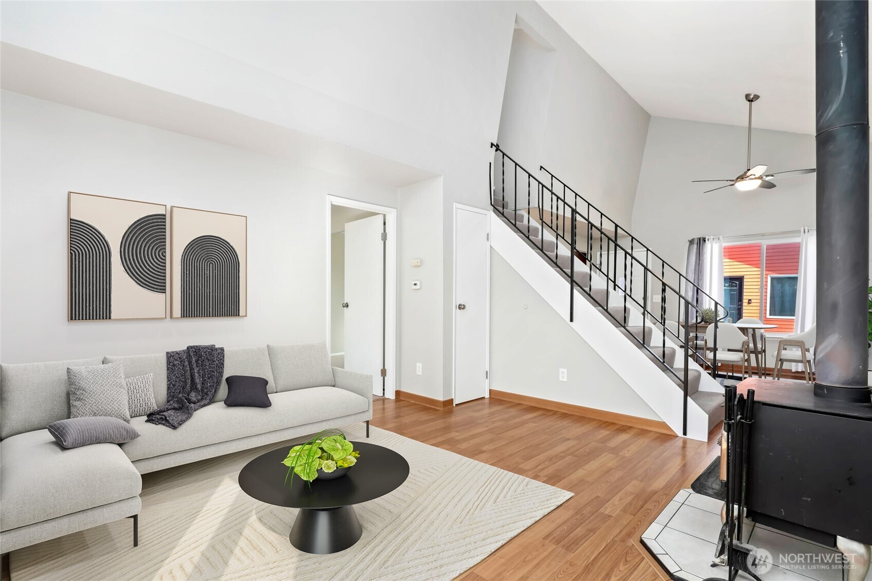 1559 8th Street NE Unit: B