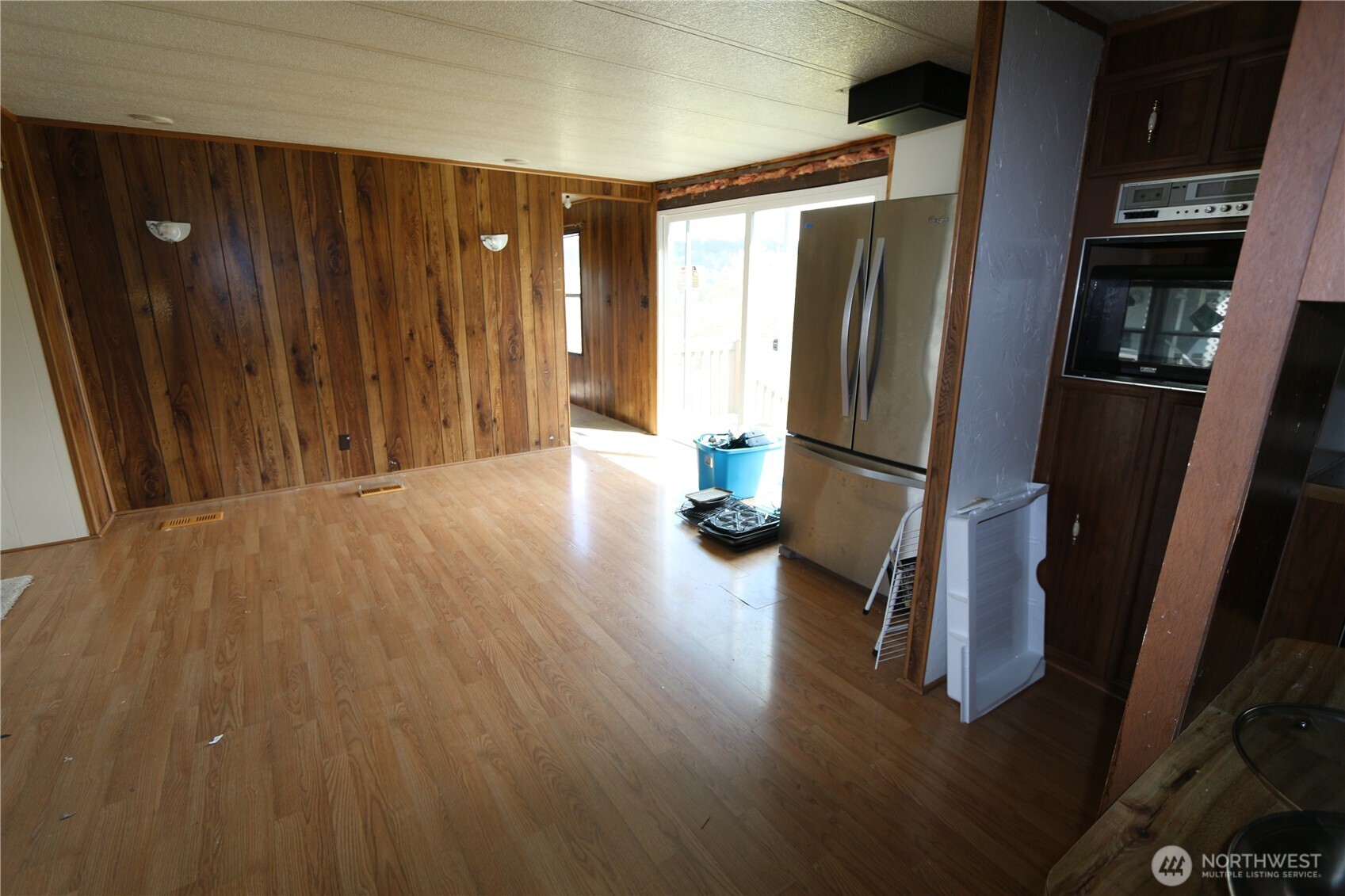 14409 Greenbelt Drive E