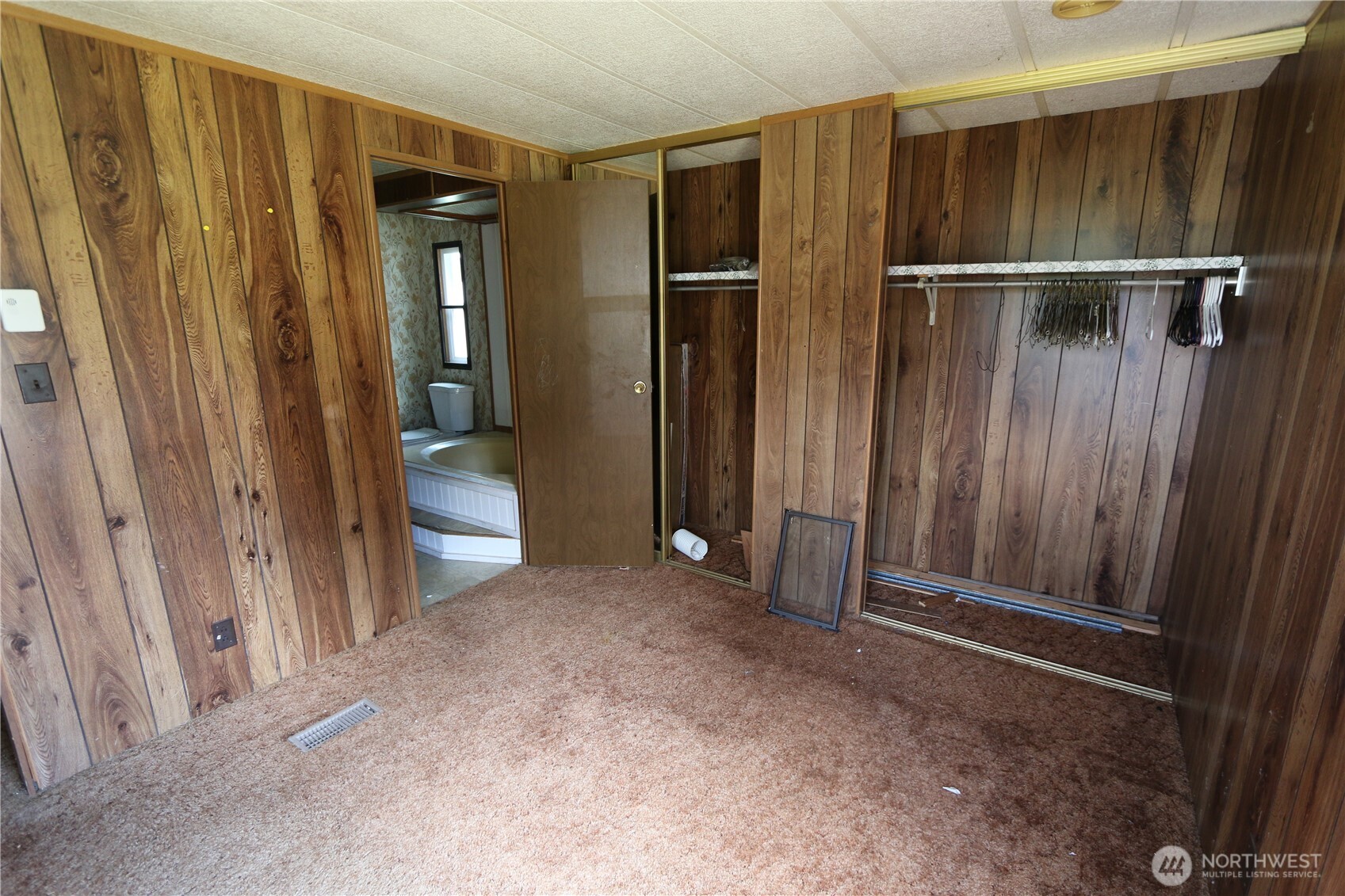 14409 Greenbelt Drive E