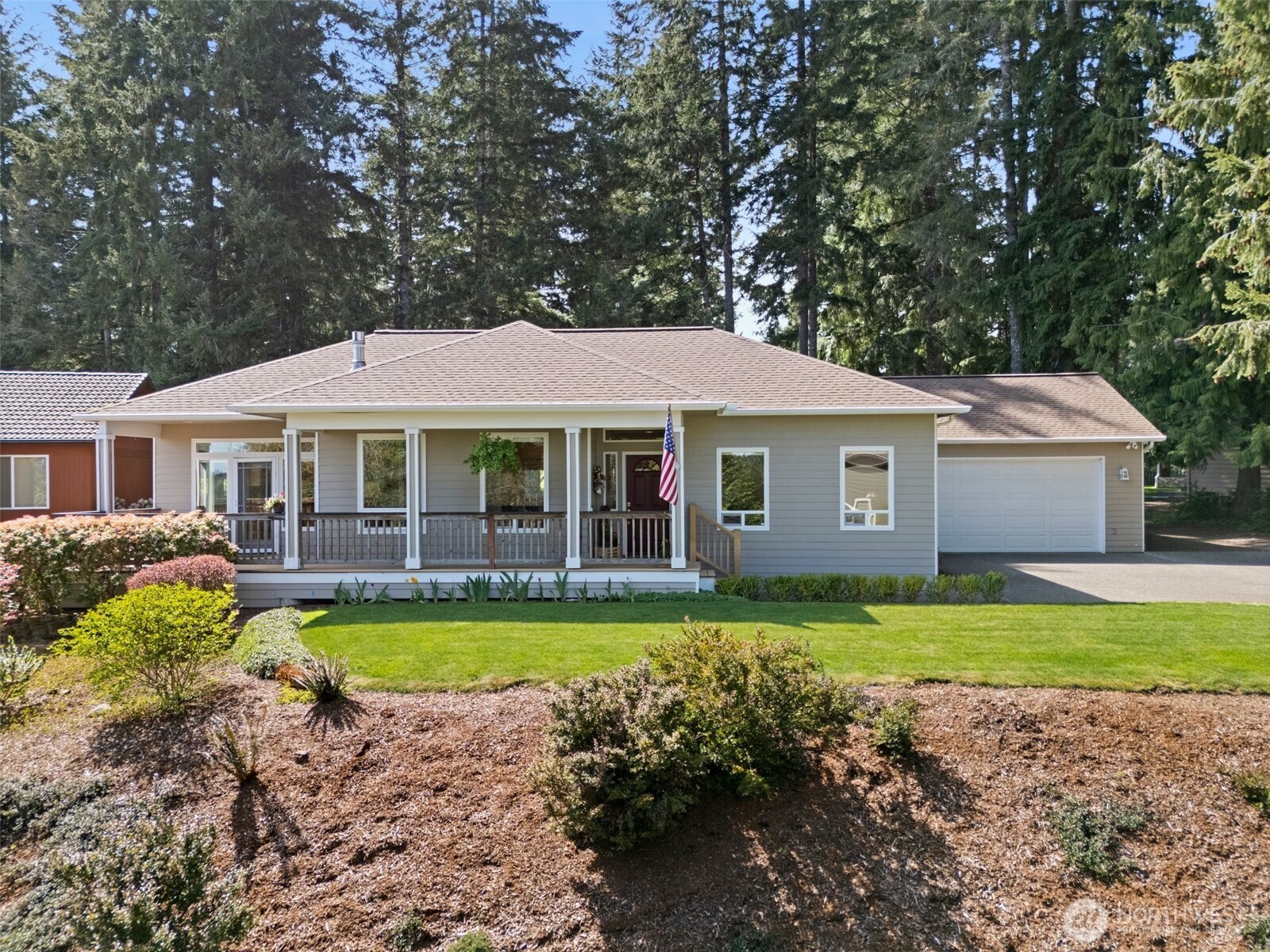 160 E Rainier Court