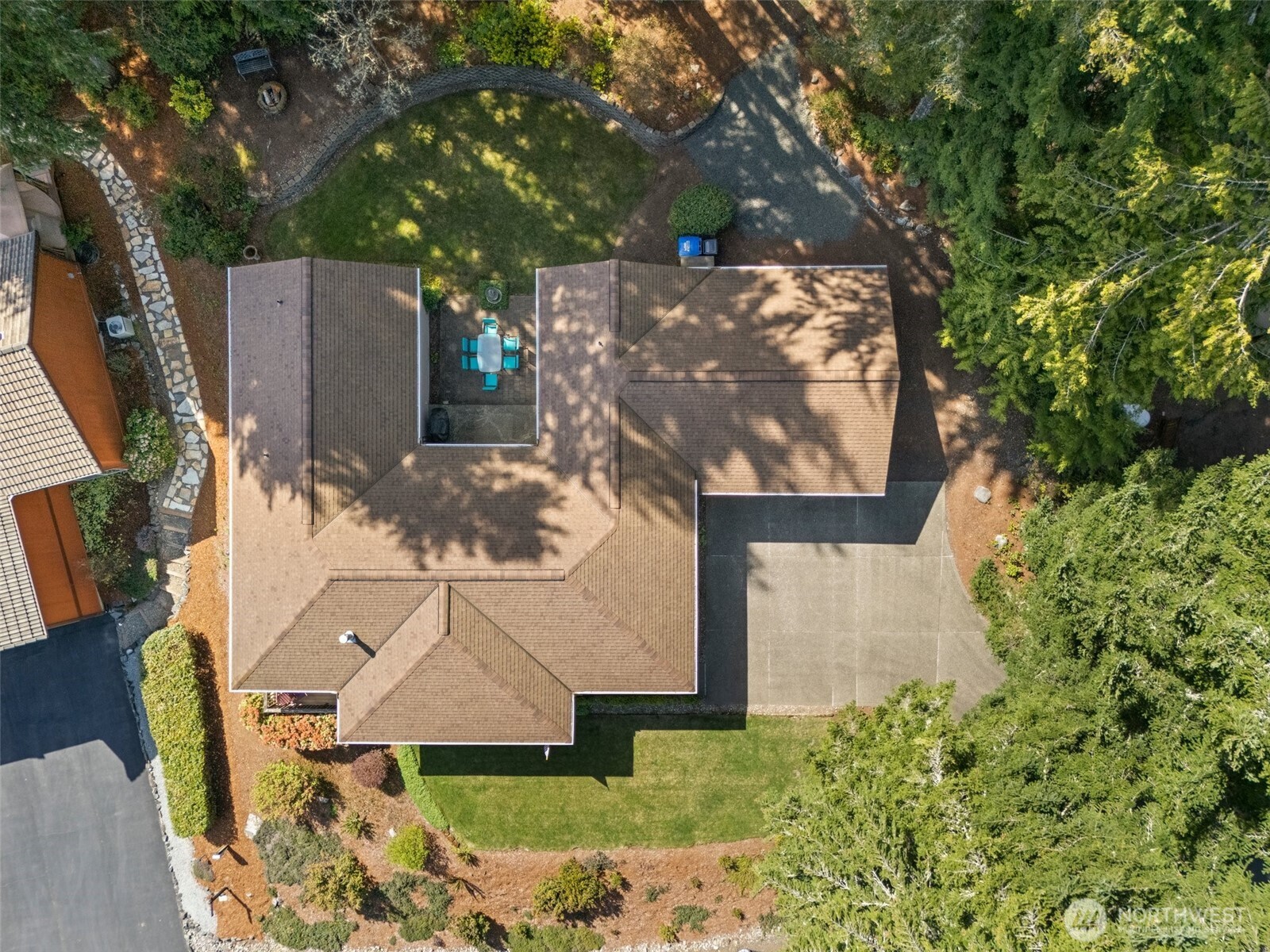 160 E Rainier Court