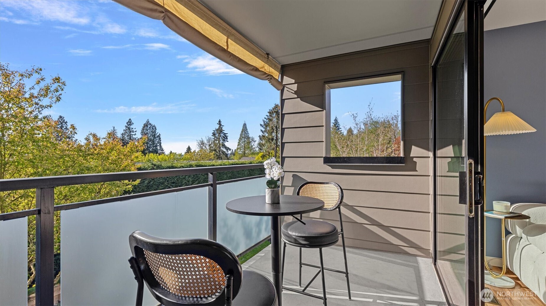11226 NE 68th Street Unit: B