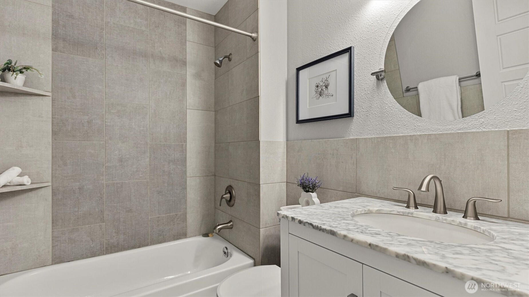 11226 NE 68th Street Unit: B