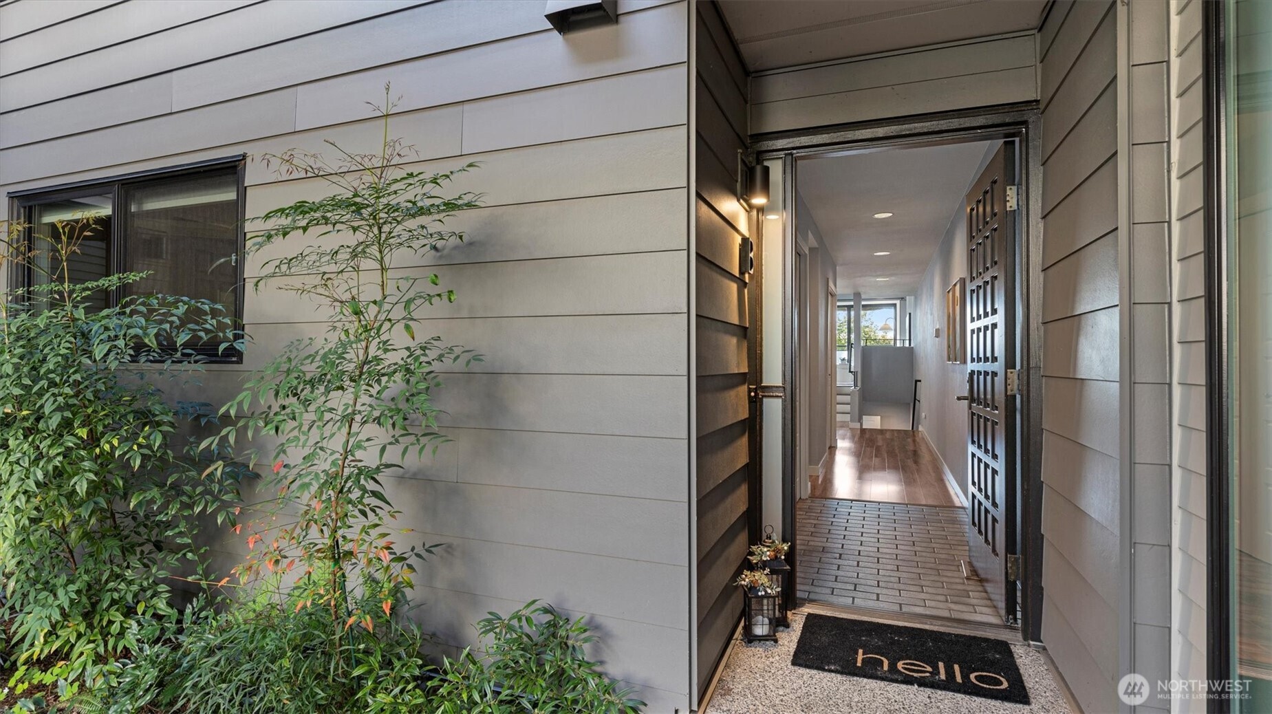 11226 NE 68th Street Unit: B