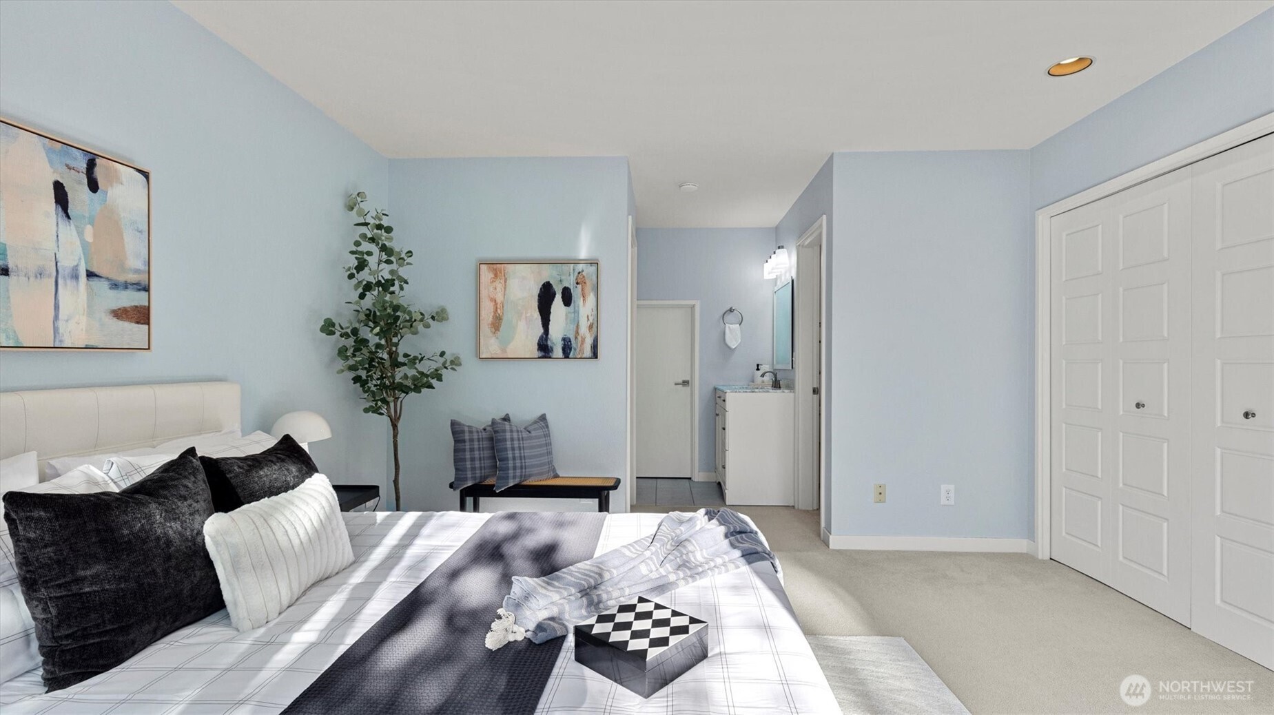 11226 NE 68th Street Unit: B