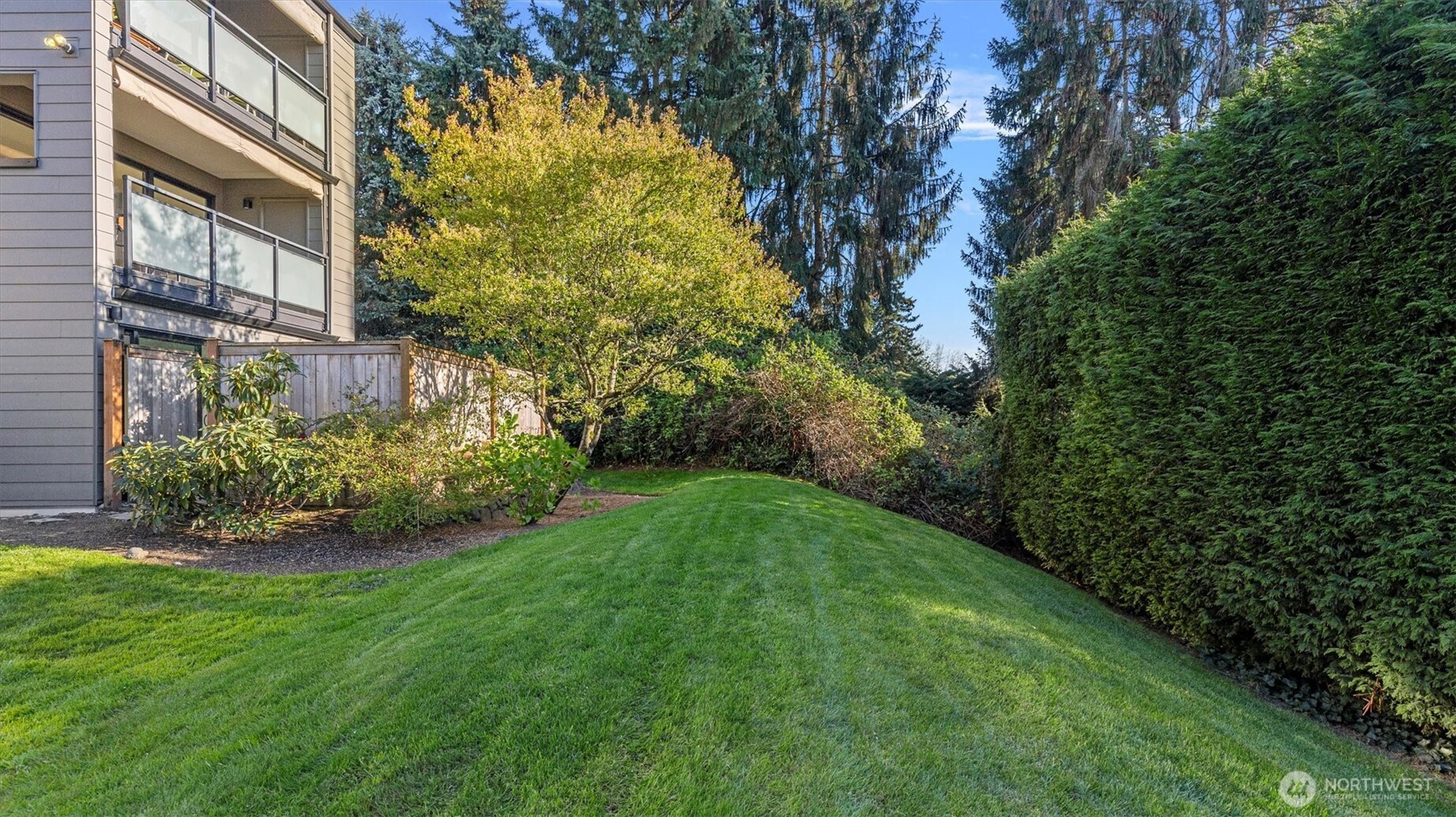 11226 NE 68th Street Unit: B
