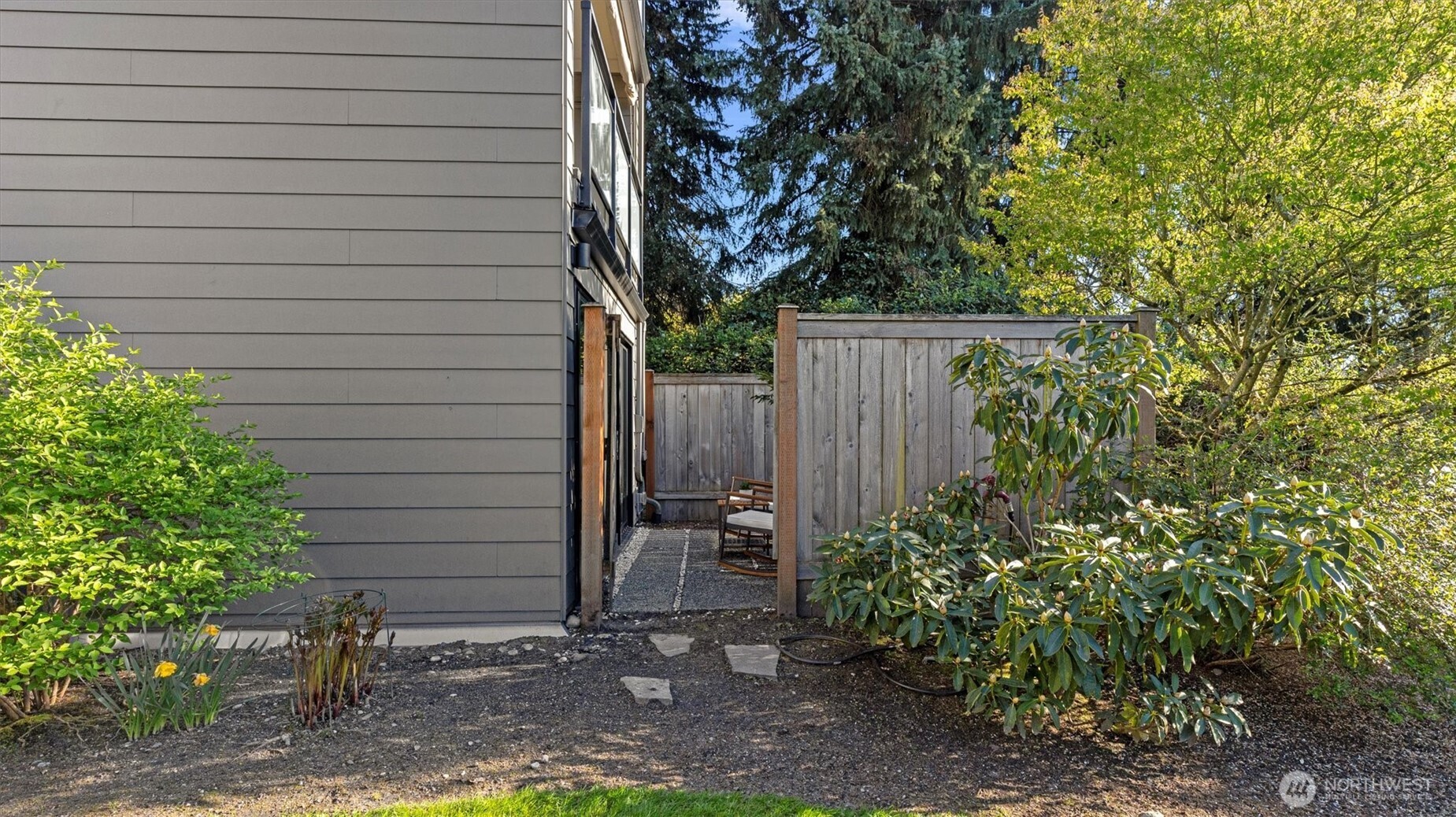 11226 NE 68th Street Unit: B