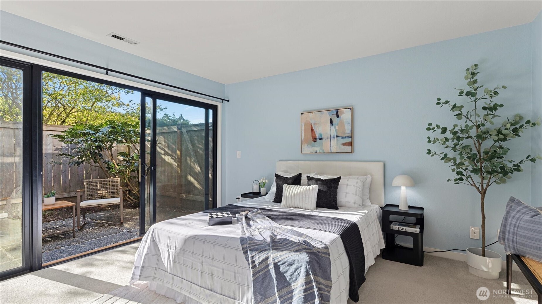 11226 NE 68th Street Unit: B