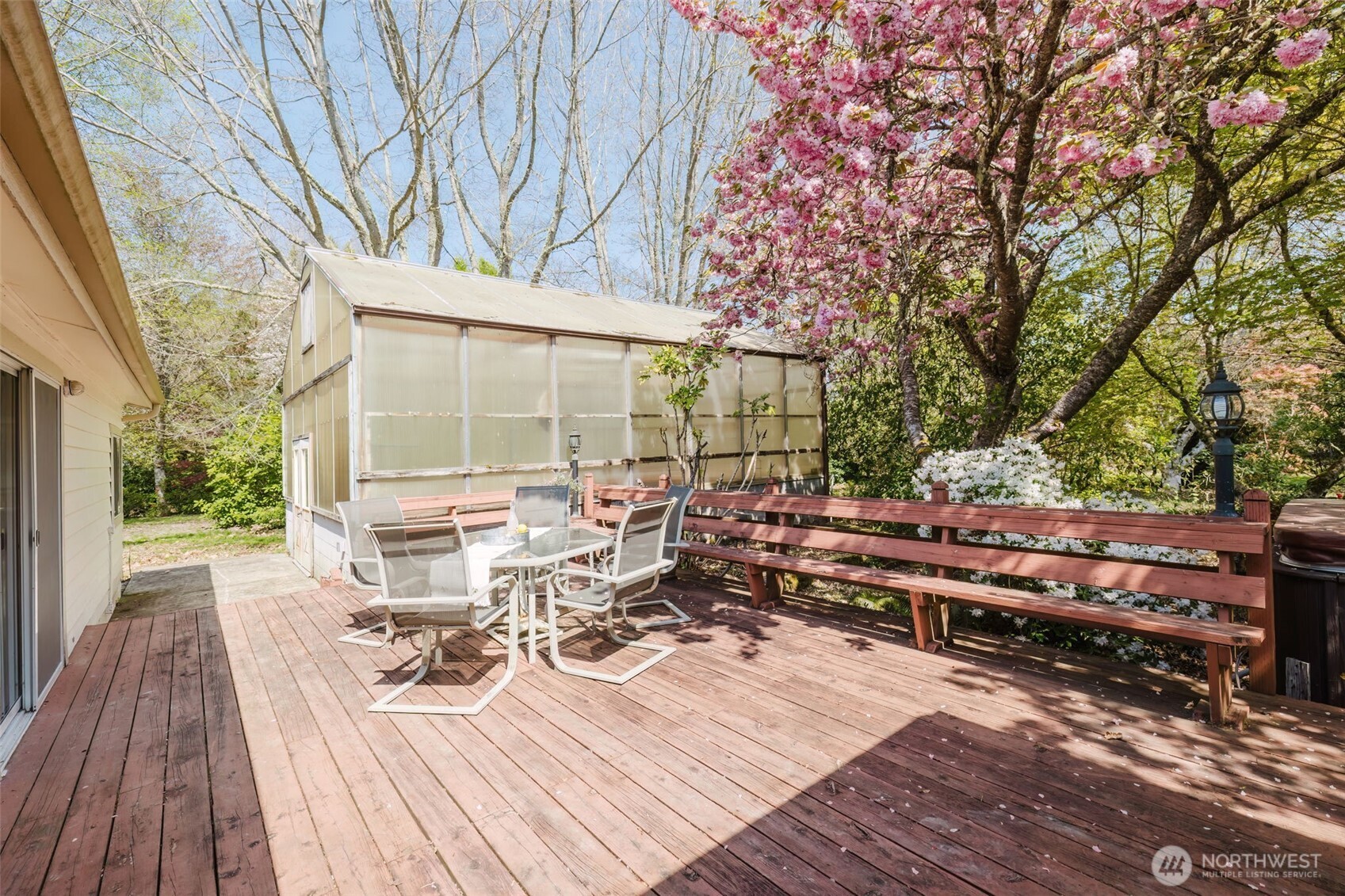 105 Schoolhouse Road