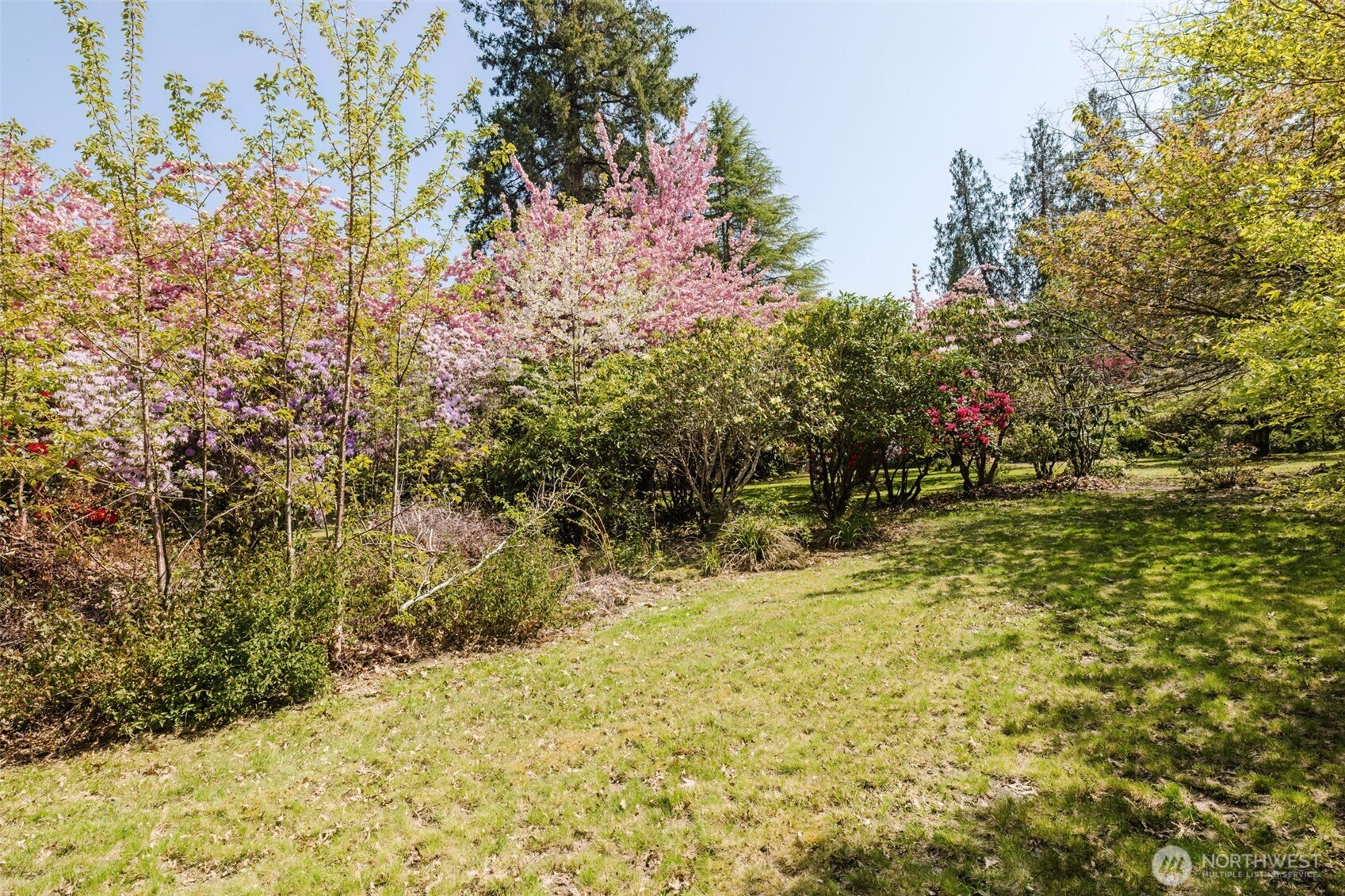 105 Schoolhouse Road