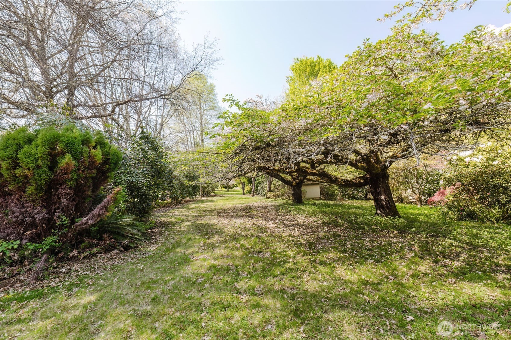 105 Schoolhouse Road