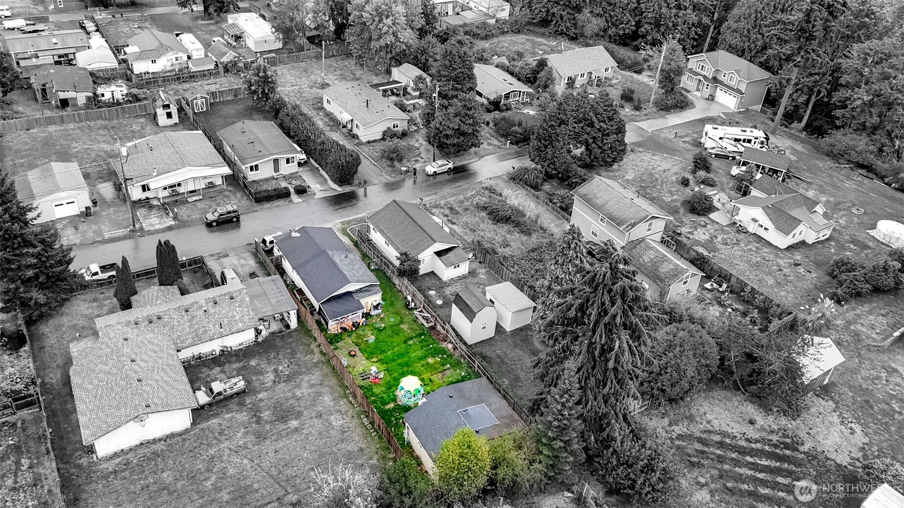 2815 NE Bowen