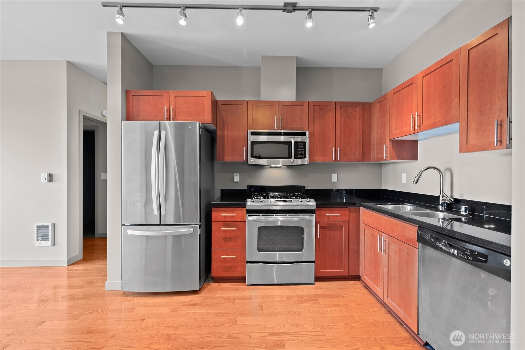 15100 6th Avenue SW Unit: 513