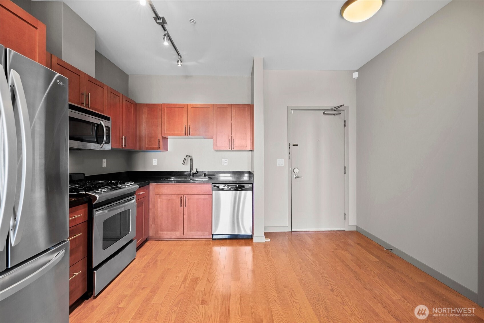 15100 6th Avenue SW Unit: 513