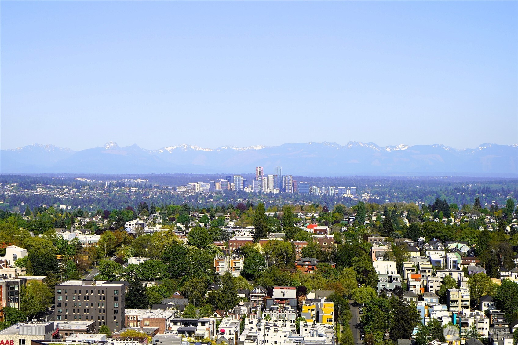 1321 Seneca Street Unit: 1008