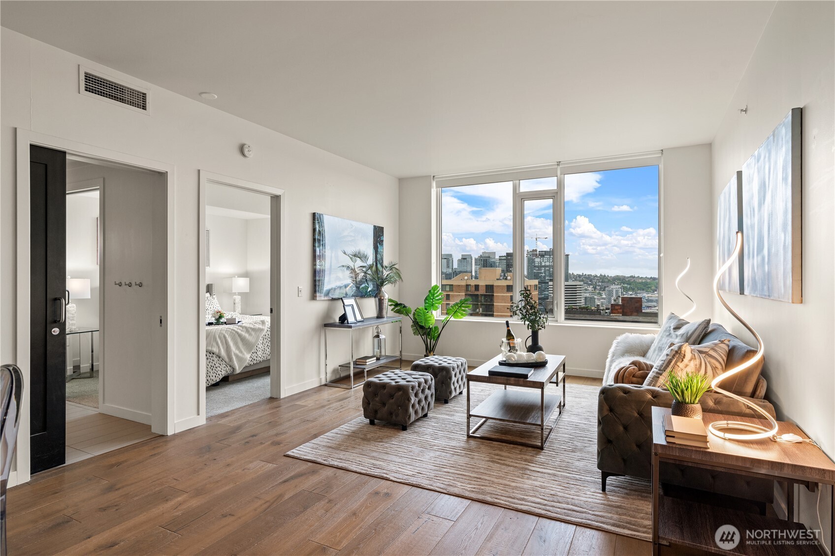 1321 Seneca Street Unit: 1008