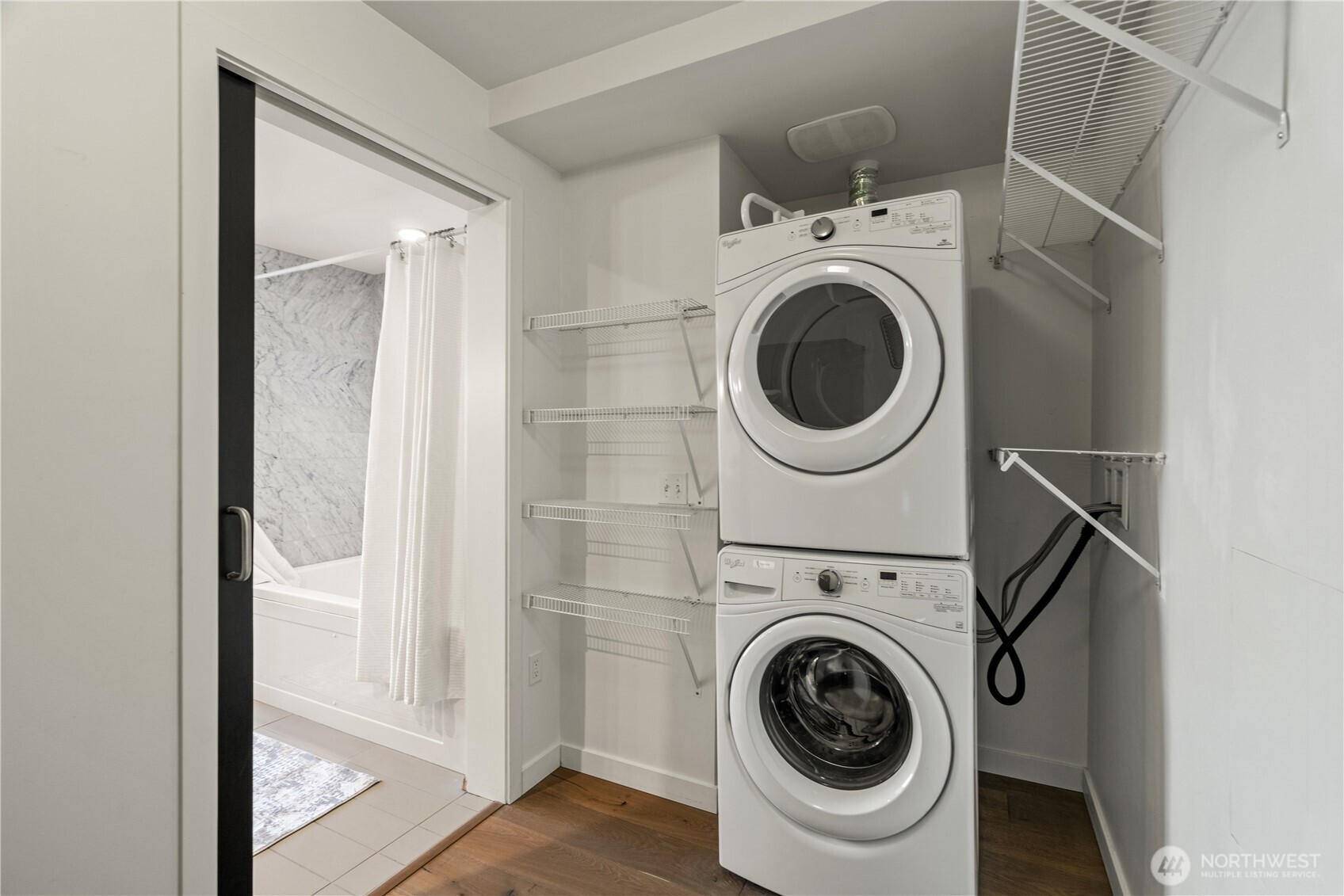 1321 Seneca Street Unit: 1008