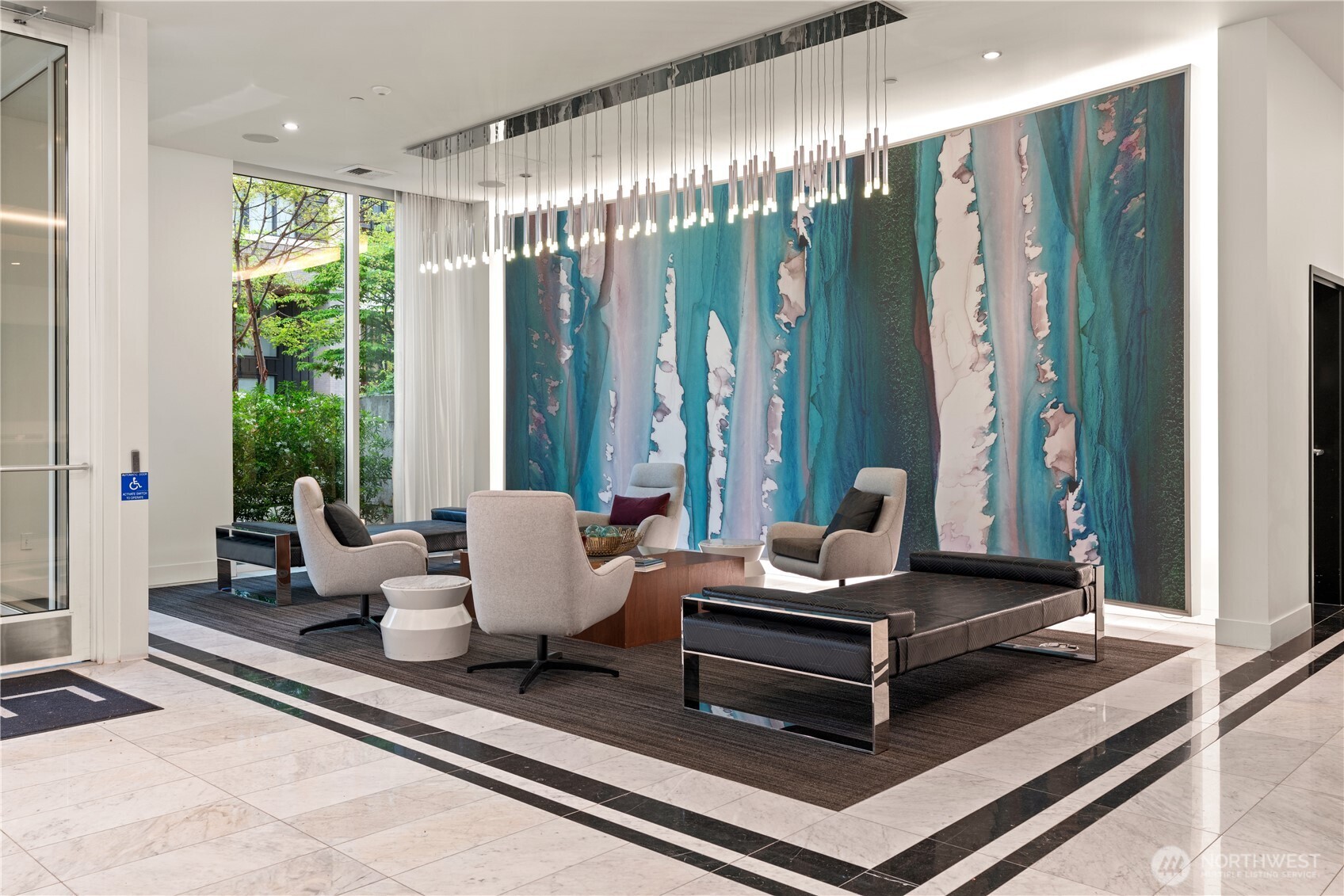 1321 Seneca Street Unit: 1008