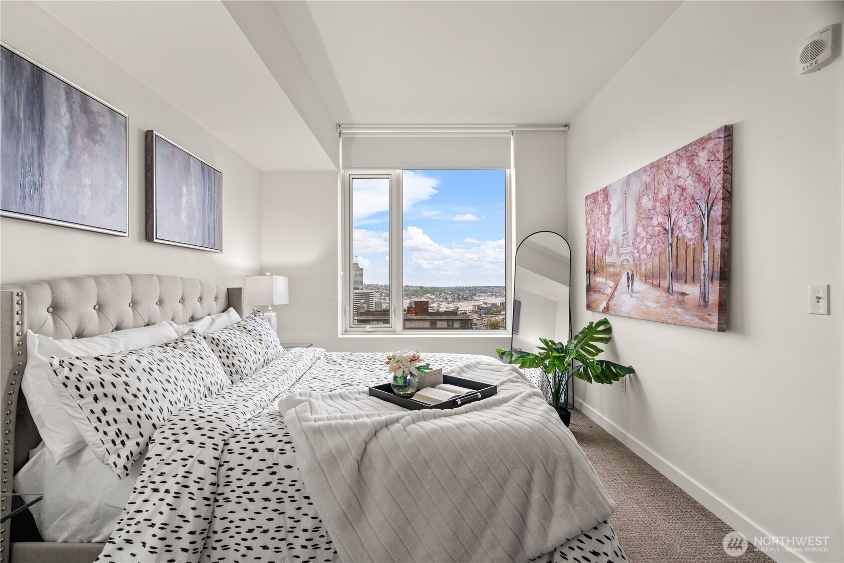 1321 Seneca Street Unit: 1008