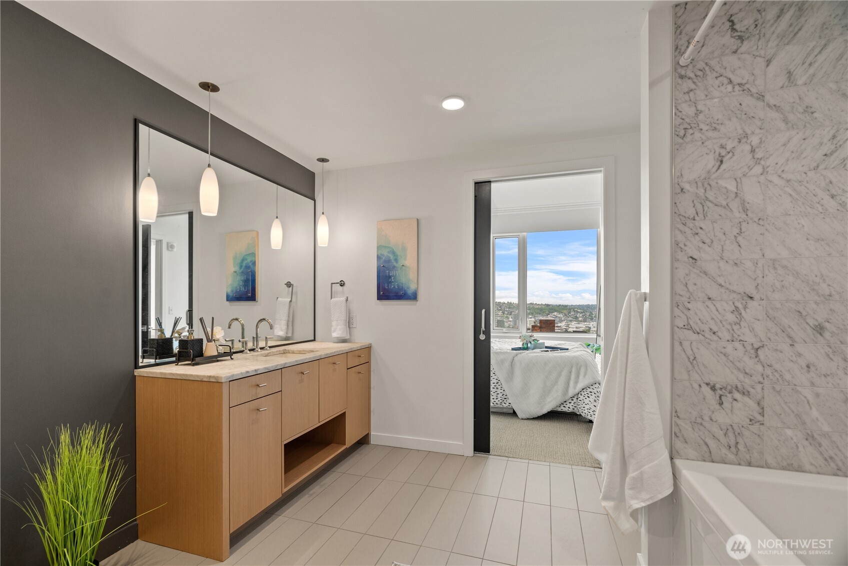 1321 Seneca Street Unit: 1008