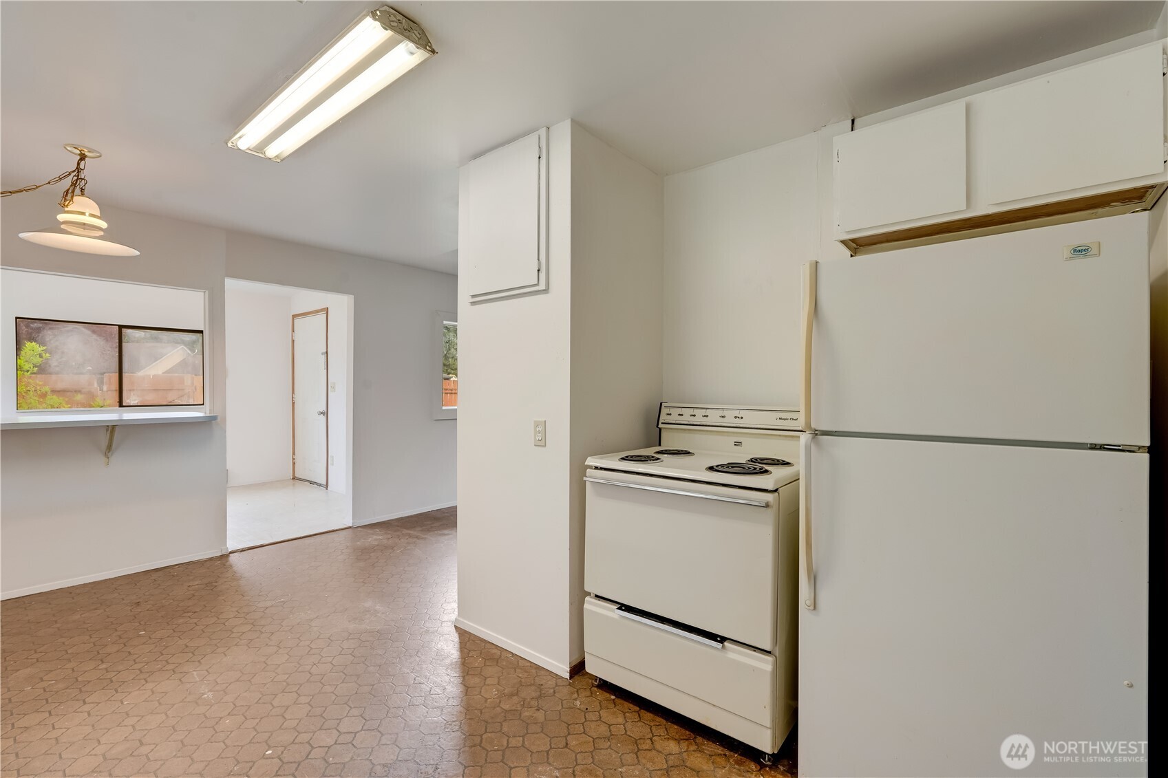 10211 51st Avenue NE