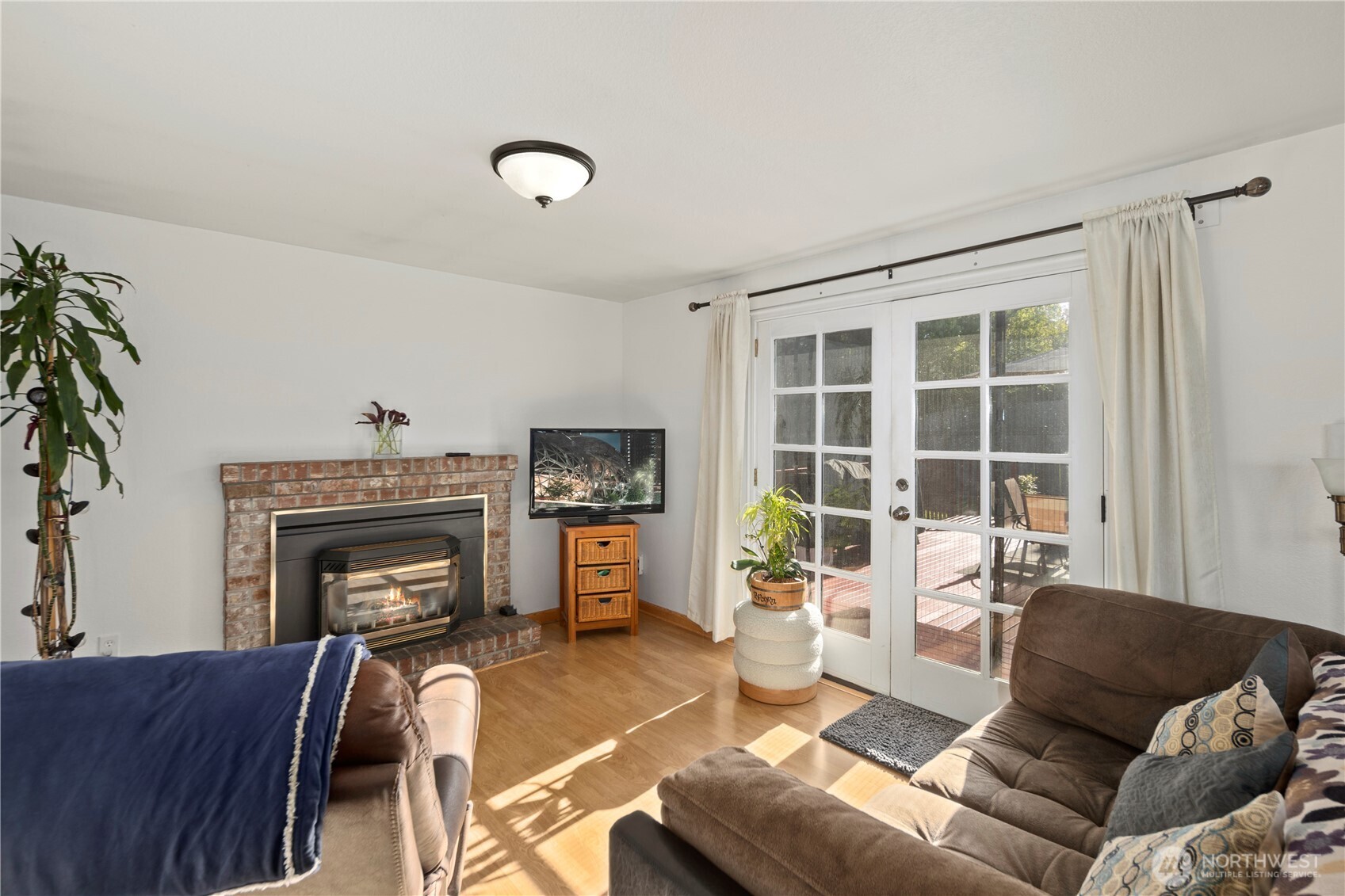 24 75th Street SW